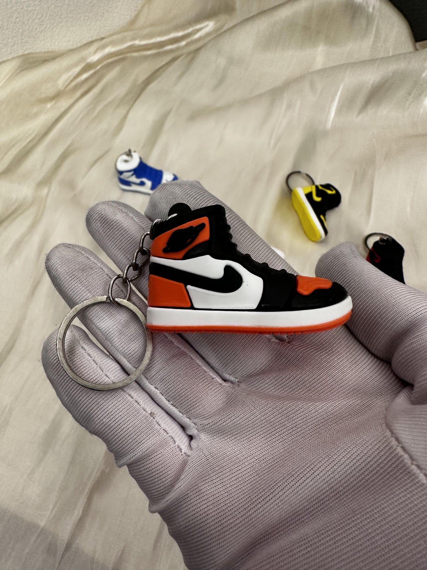 Mini Air Jordan 1 keychain - collectible