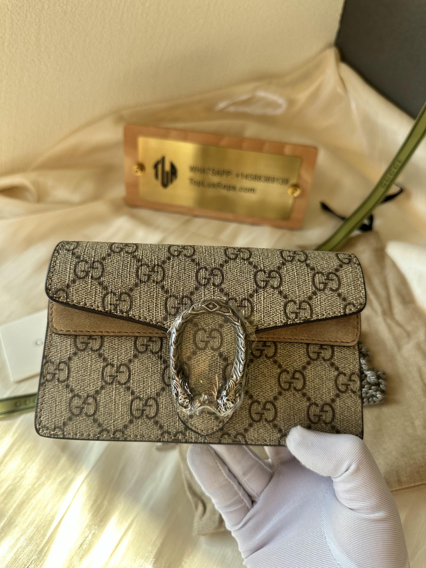 Gucci GG Supreme Dionysus Mini Shoulder Bag with Tiger Head Clasp