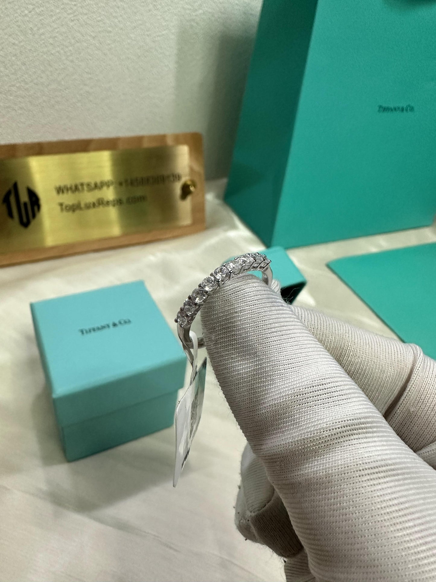 Tiffany & Co. T True narrow ring in 18K white gold with diamonds