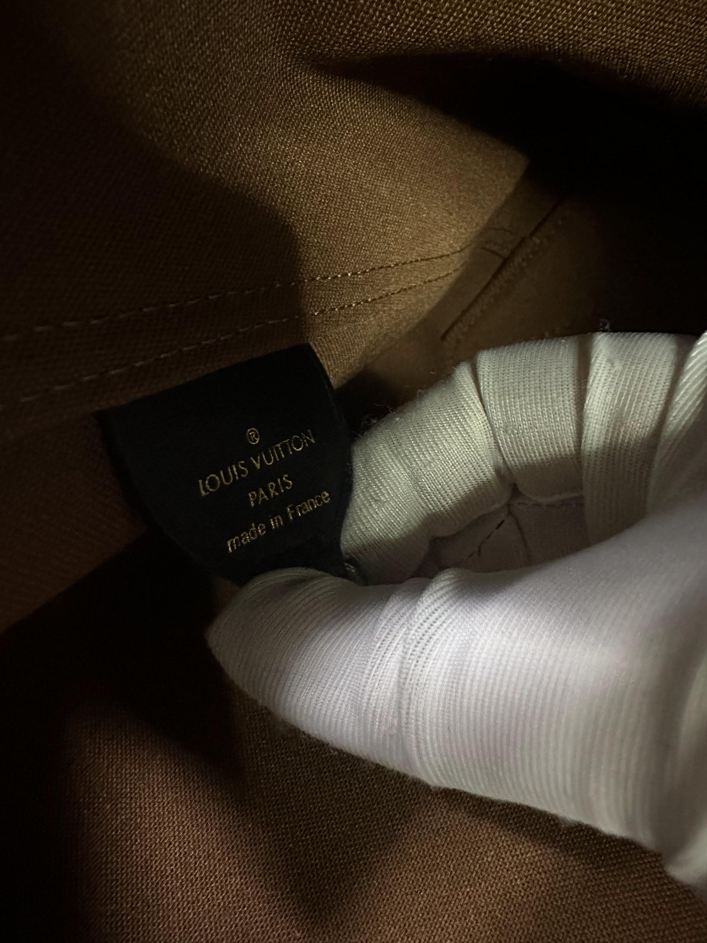 Louis Vuitton atlantis GM in reverse monogram
