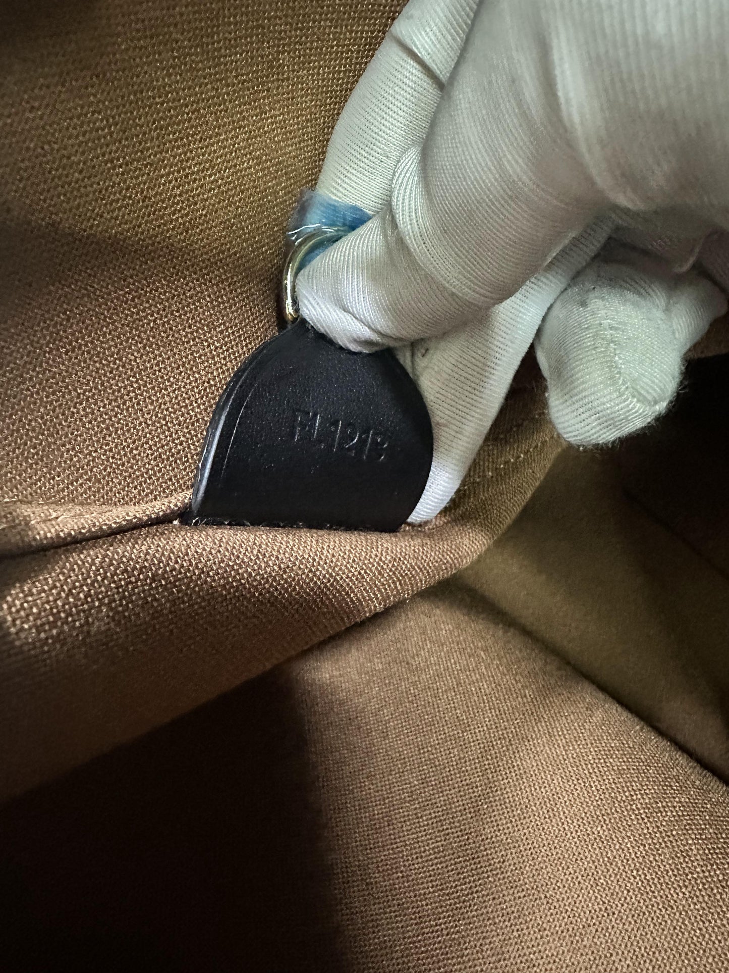 Louis Vuitton atlantis GM in reverse monogram