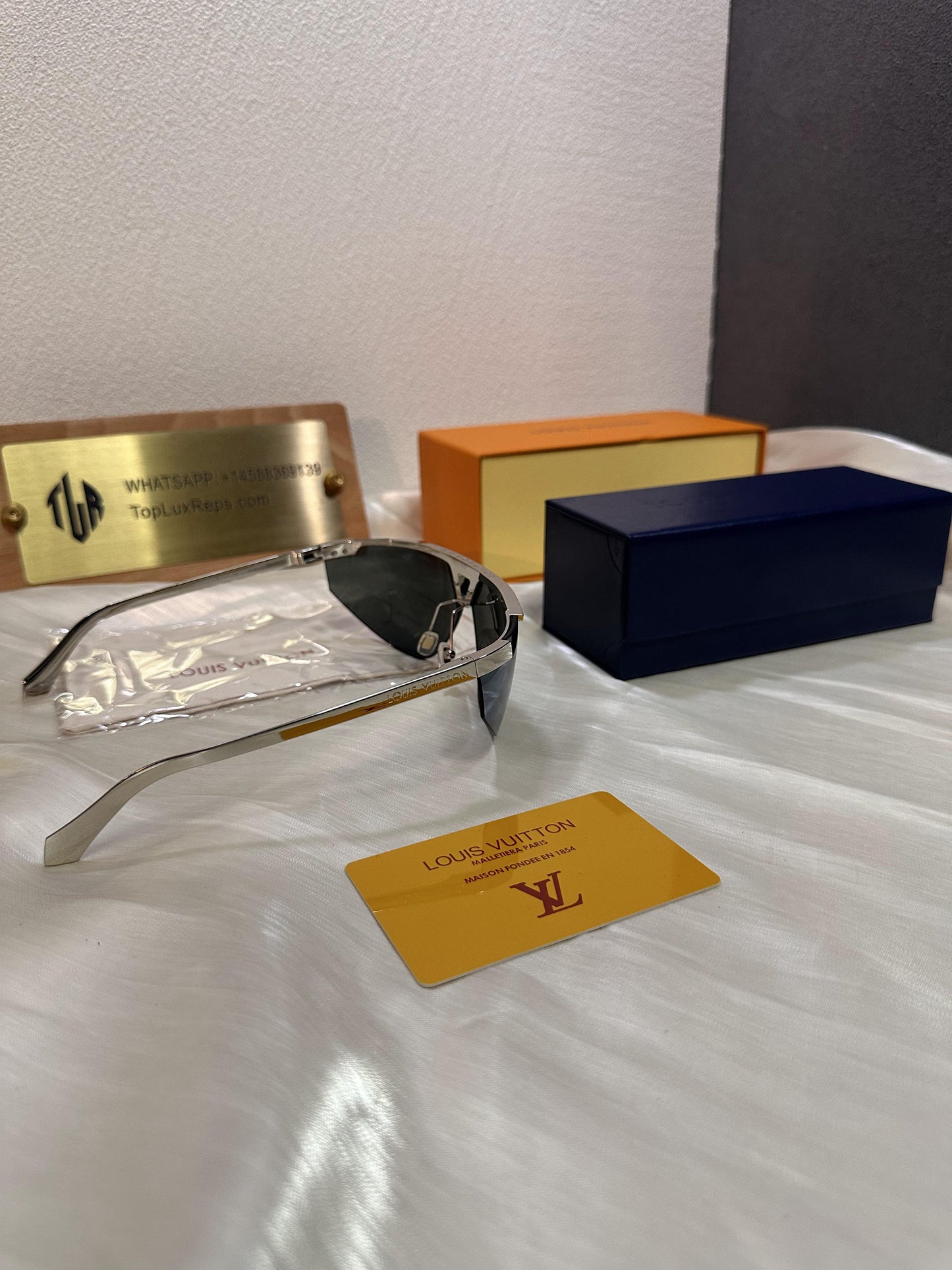 Louis Vuitton 1.1 Millionaire sunglasses - monogram metal mrame