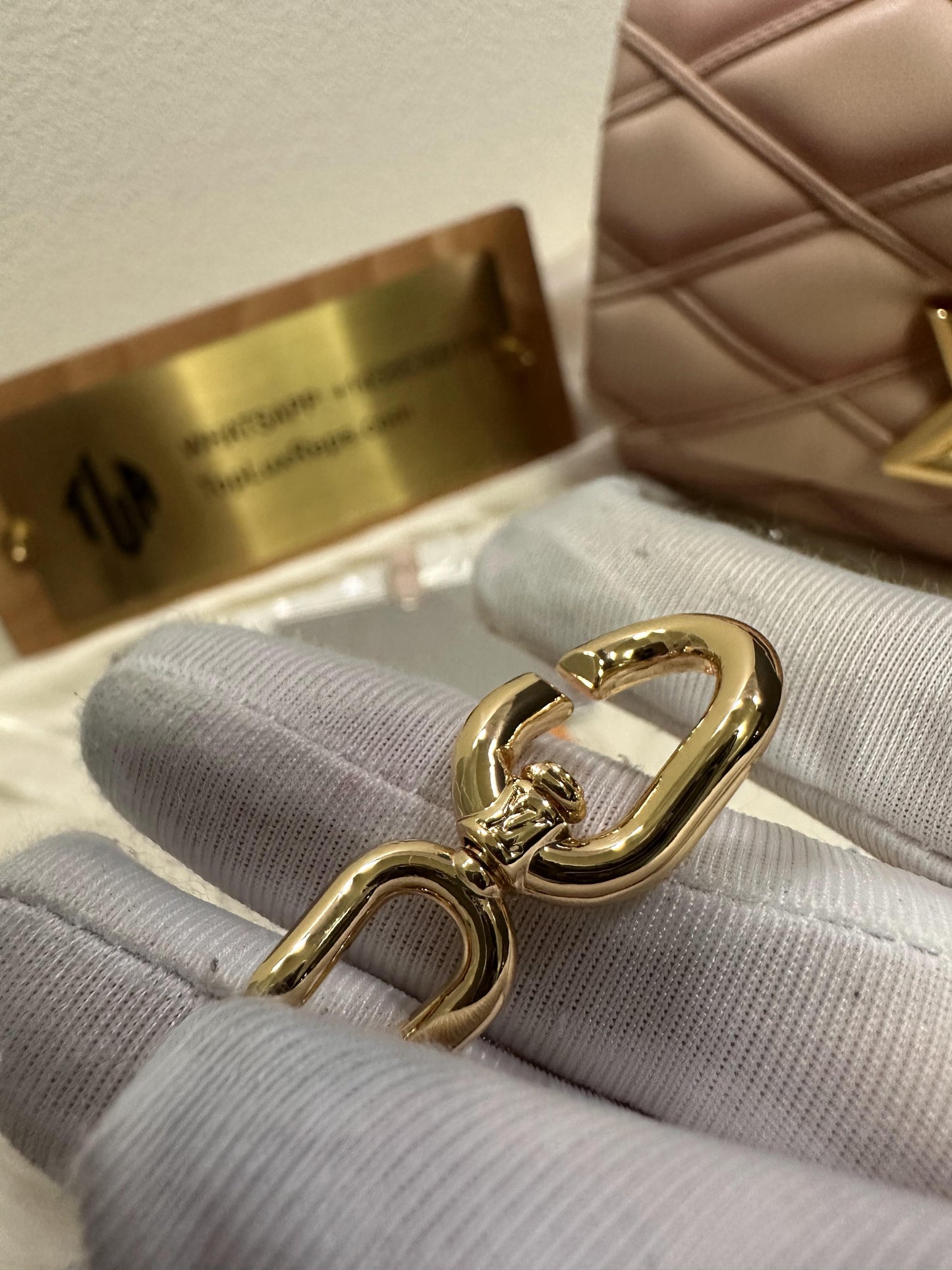 Title: Louis Vuitton New Wave Pink Quilted Leather Chain Bag with Gold LV Logo