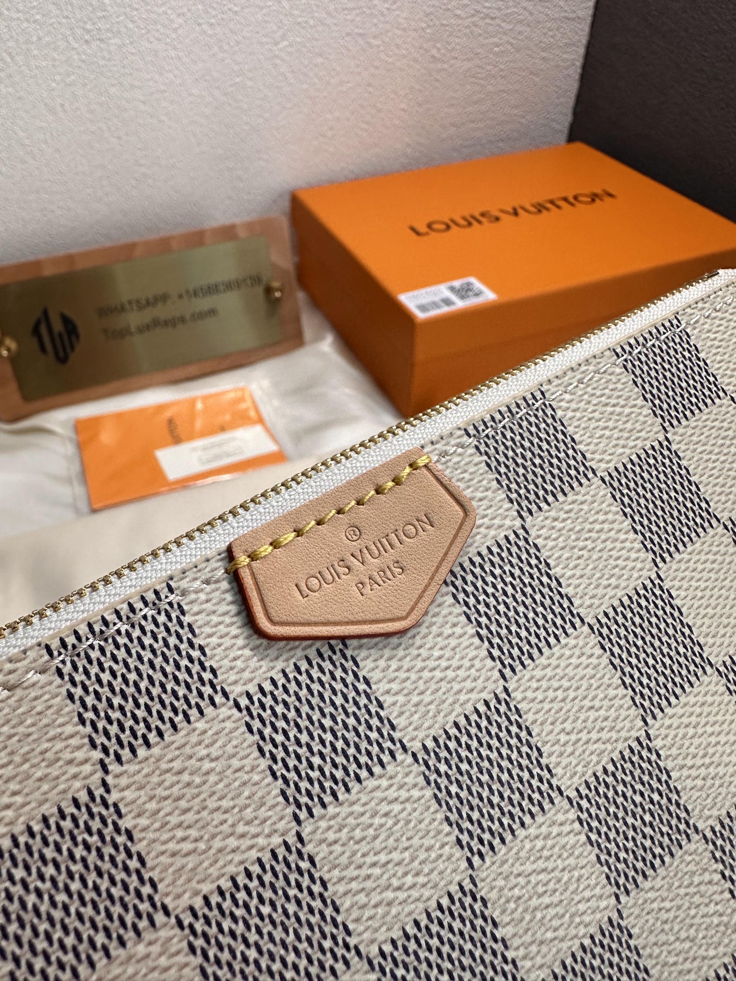 Louis Vuitton damier azur zippy organizer wallet