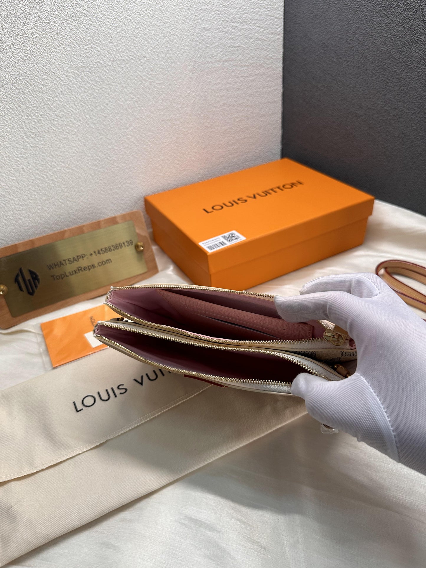 Louis Vuitton damier azur zippy organizer wallet