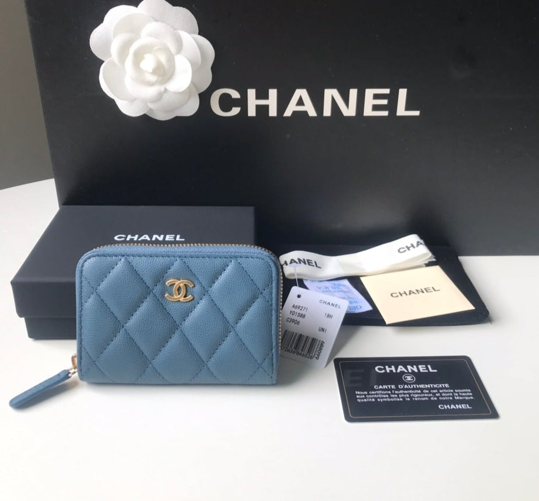 Chanel mini wallet