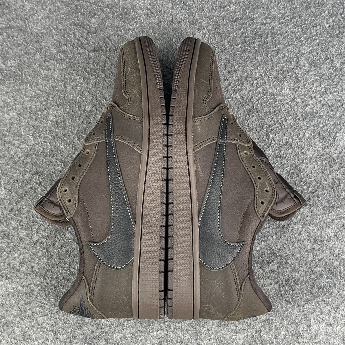 Travis Scott x Air Jordan 1 Retro Low OG SP 'Velvet Brown'