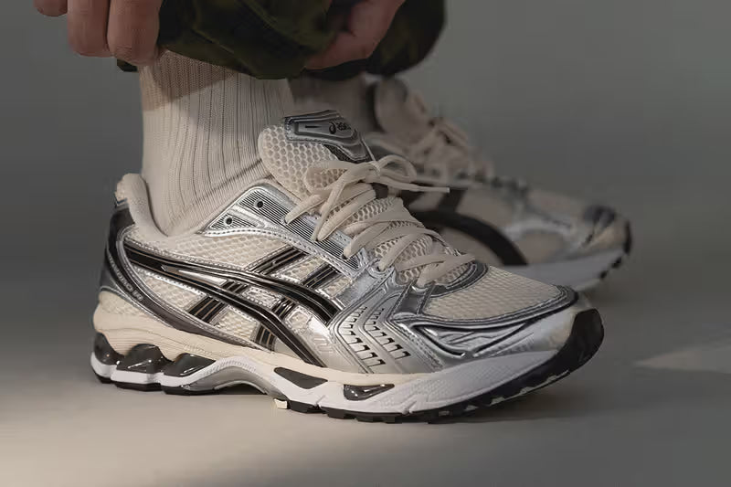 Asics Kayano 14 black cream