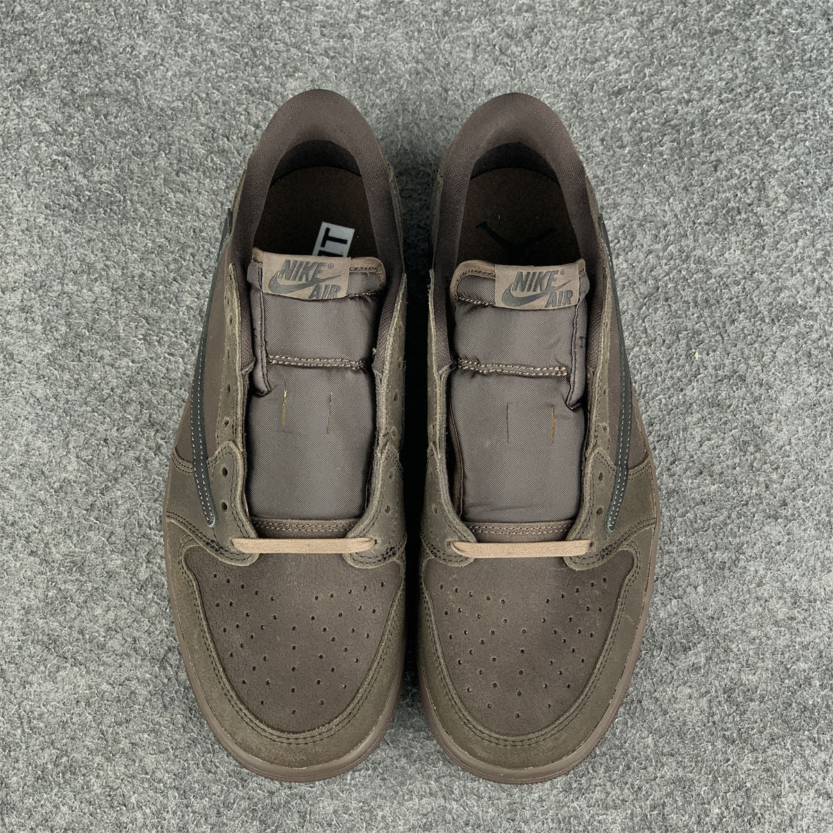 Travis Scott x Air Jordan 1 Retro Low OG SP 'Velvet Brown'