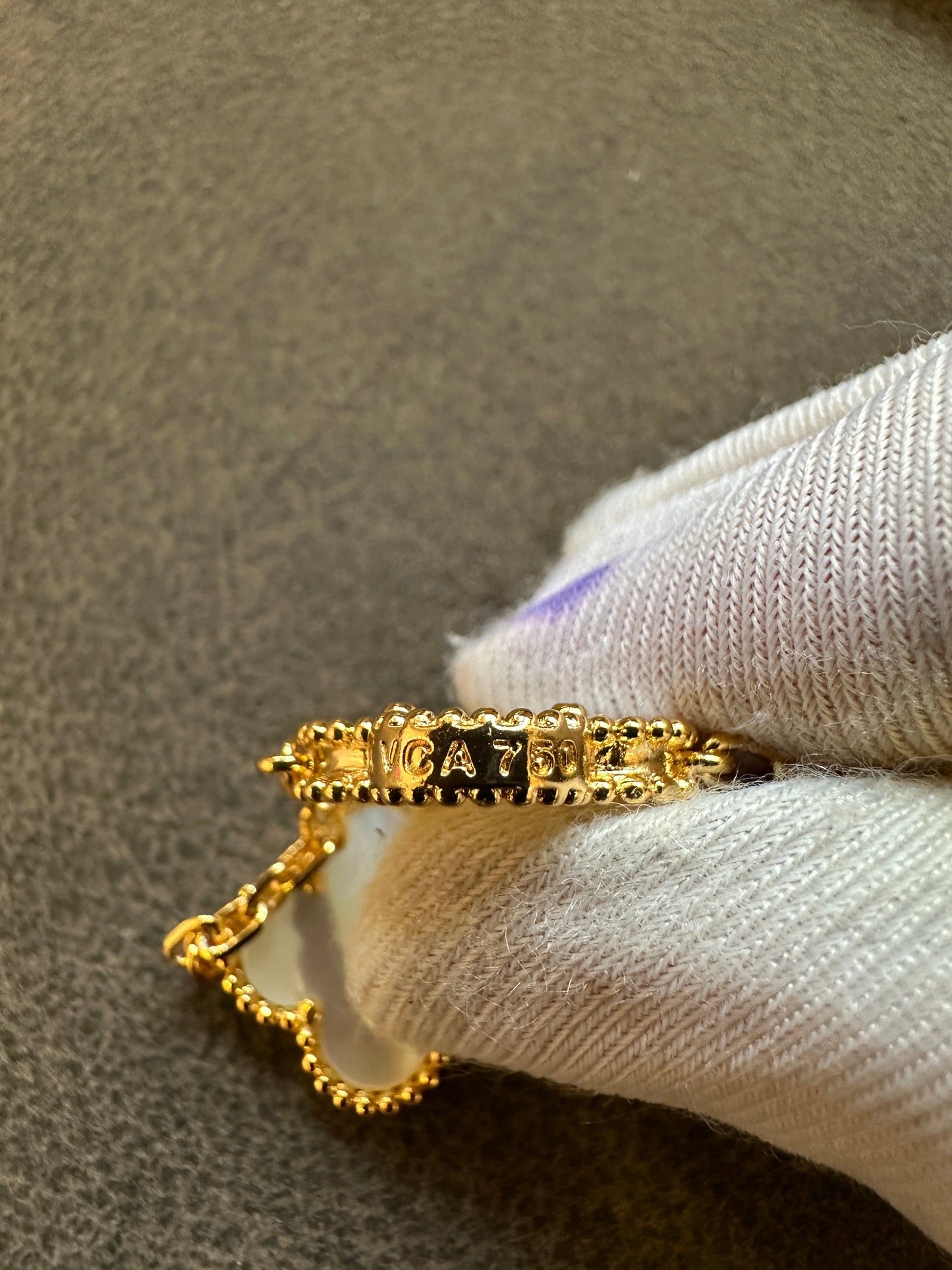 Van Cleef & Arpels Vintage Alhambra 5 Motifs Bracelet Yellow Gold & White Mother-of-Pearl
