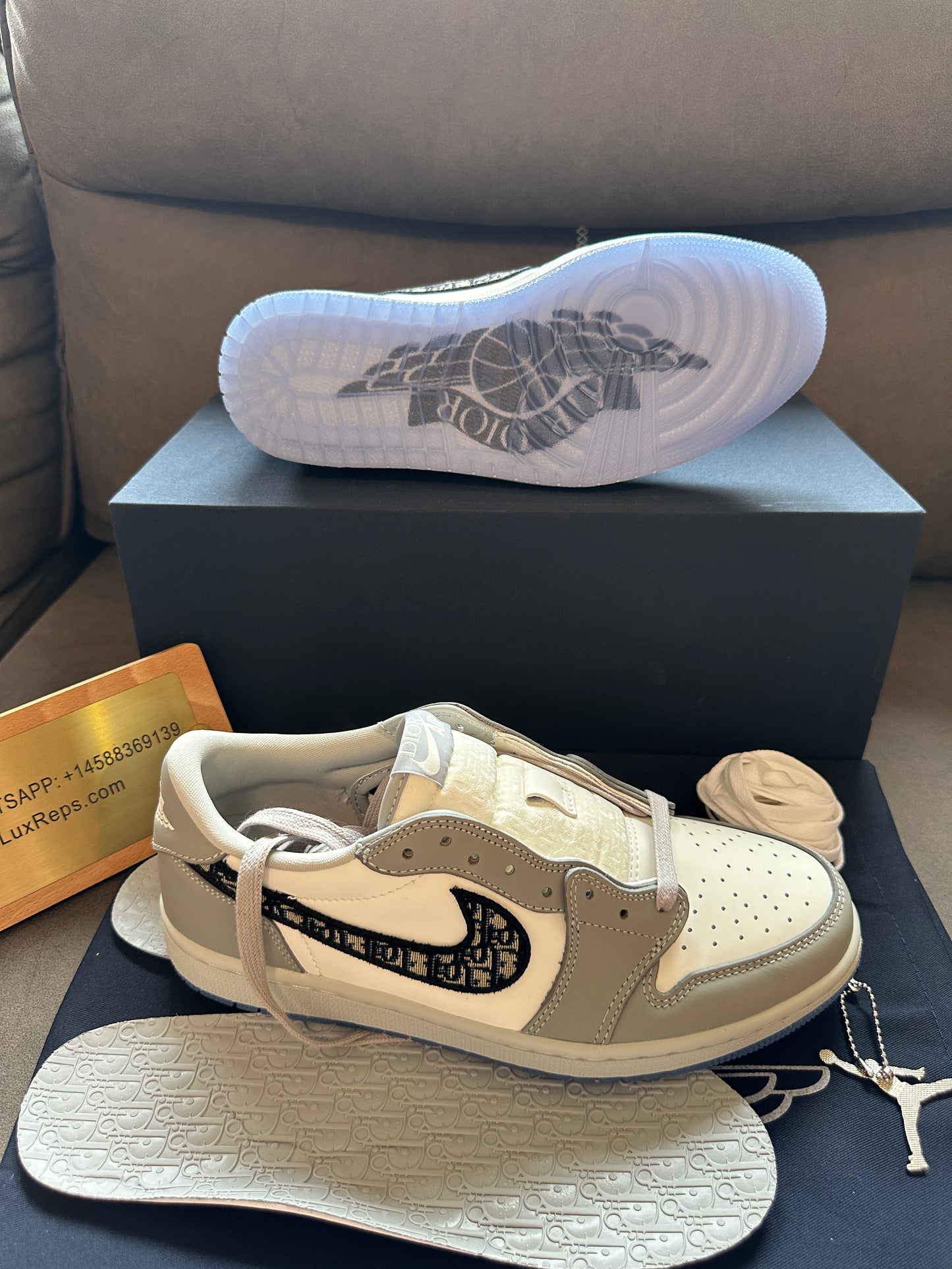 Air Jordan 1 Low x Dior Grey White Limited Edition