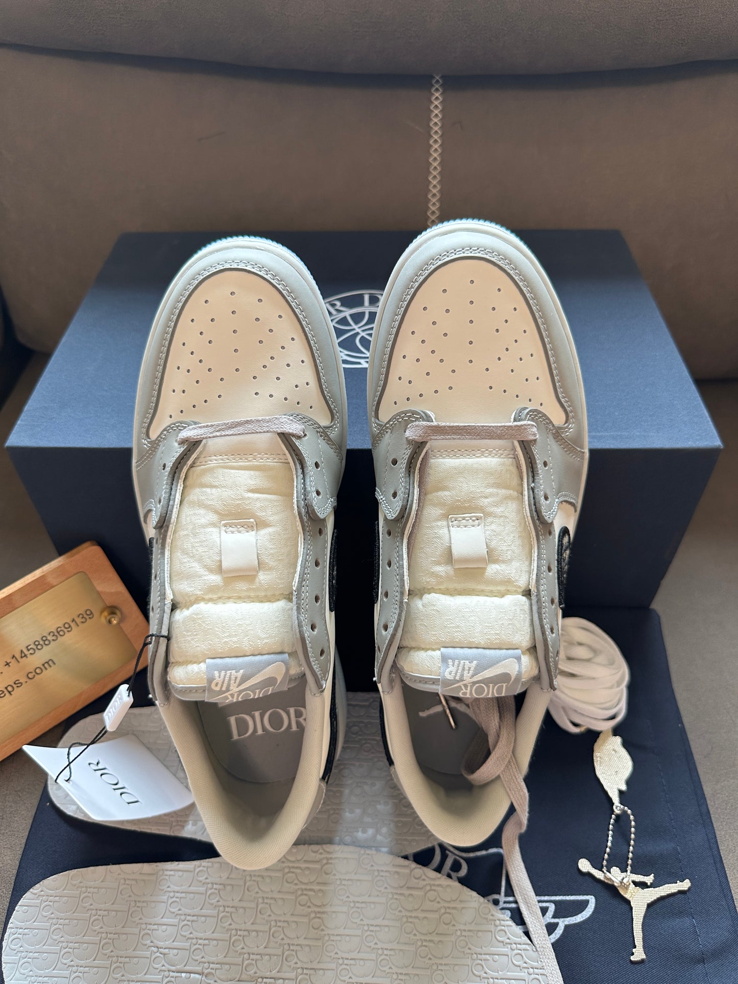 Air Jordan 1 Low x Dior Grey White Limited Edition