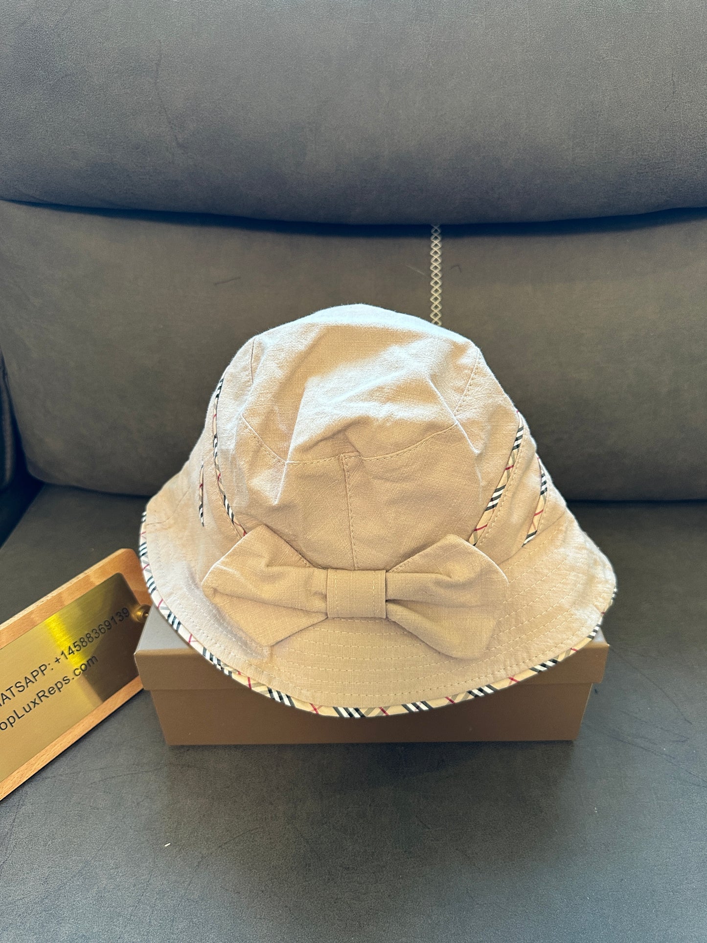 Burberry Beige Cotton Bucket Hat with Pink Logo Patch