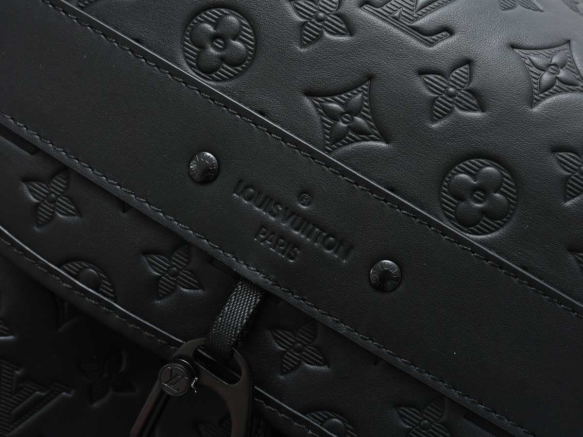 DISCOVERY BACKPACK 'SHADOW BLACK'