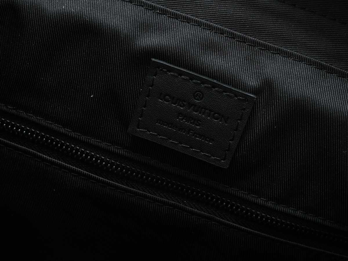 DISCOVERY BACKPACK 'SHADOW BLACK'