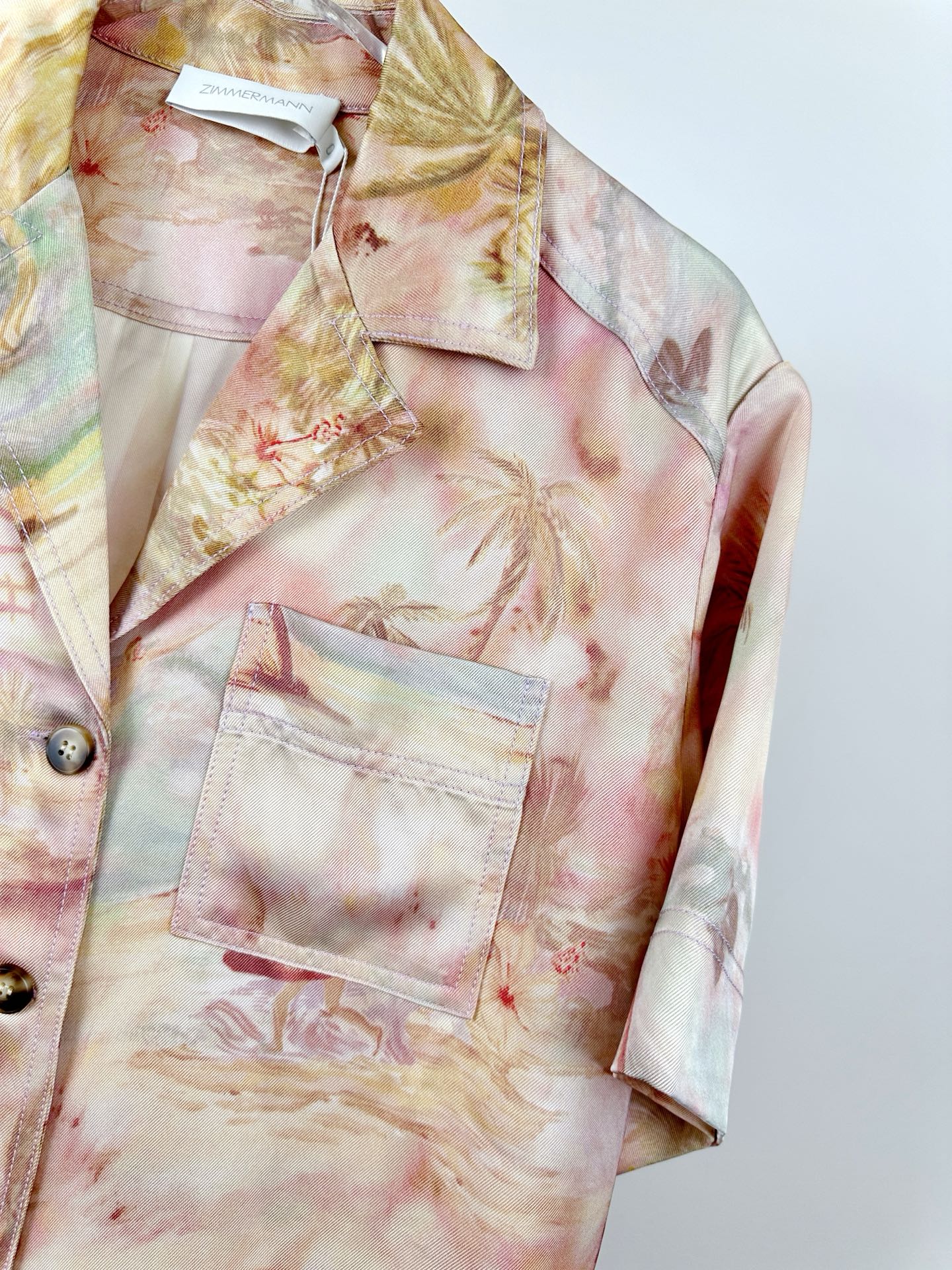 Chemise à manches courtes Zimmermann « ILLUMINATE » à imprimé coucher de soleil panoramique – Collection printemps-été 2025