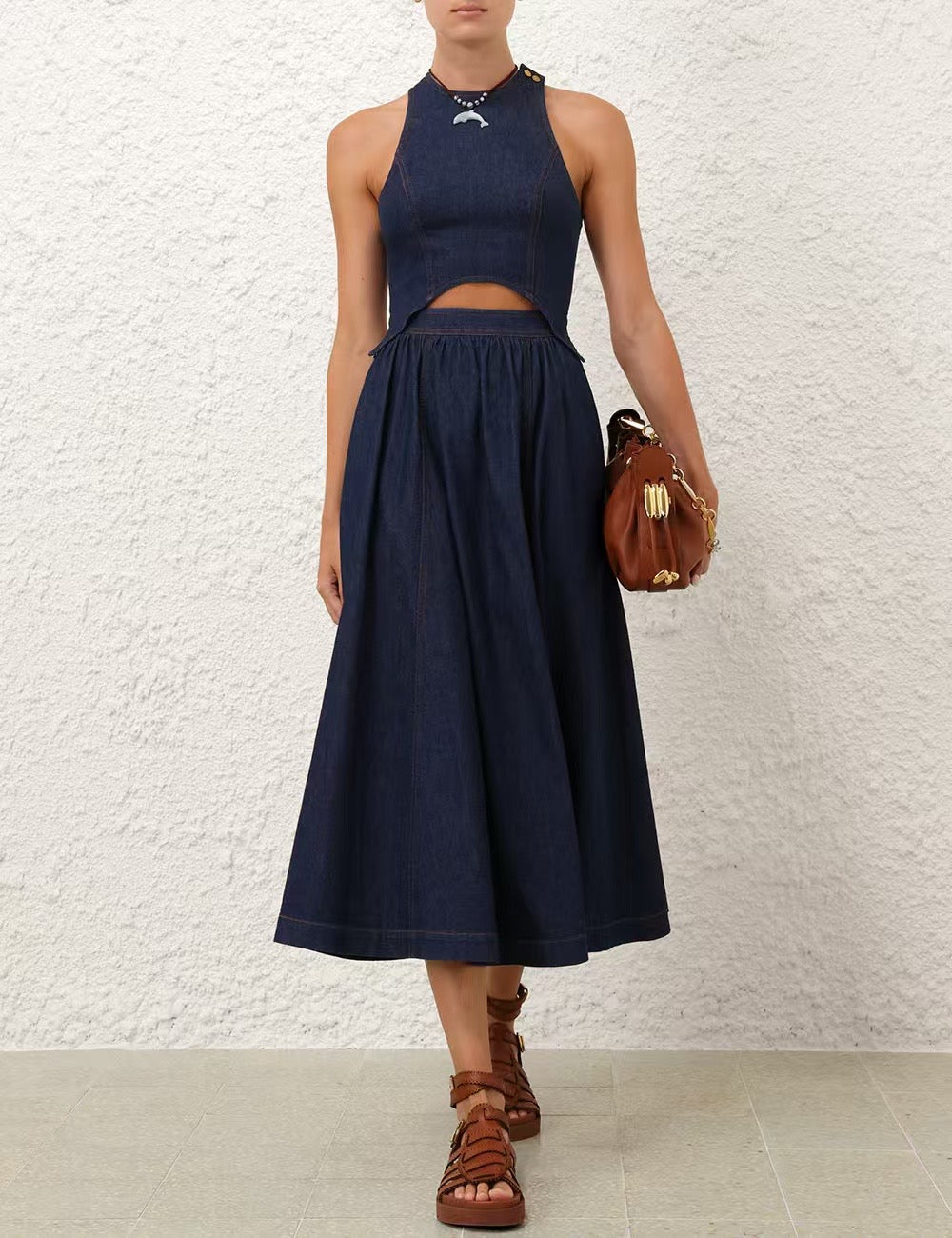 Robe midi en jean à découpes et dos croisé Zimmermann Printemps/Été 2025