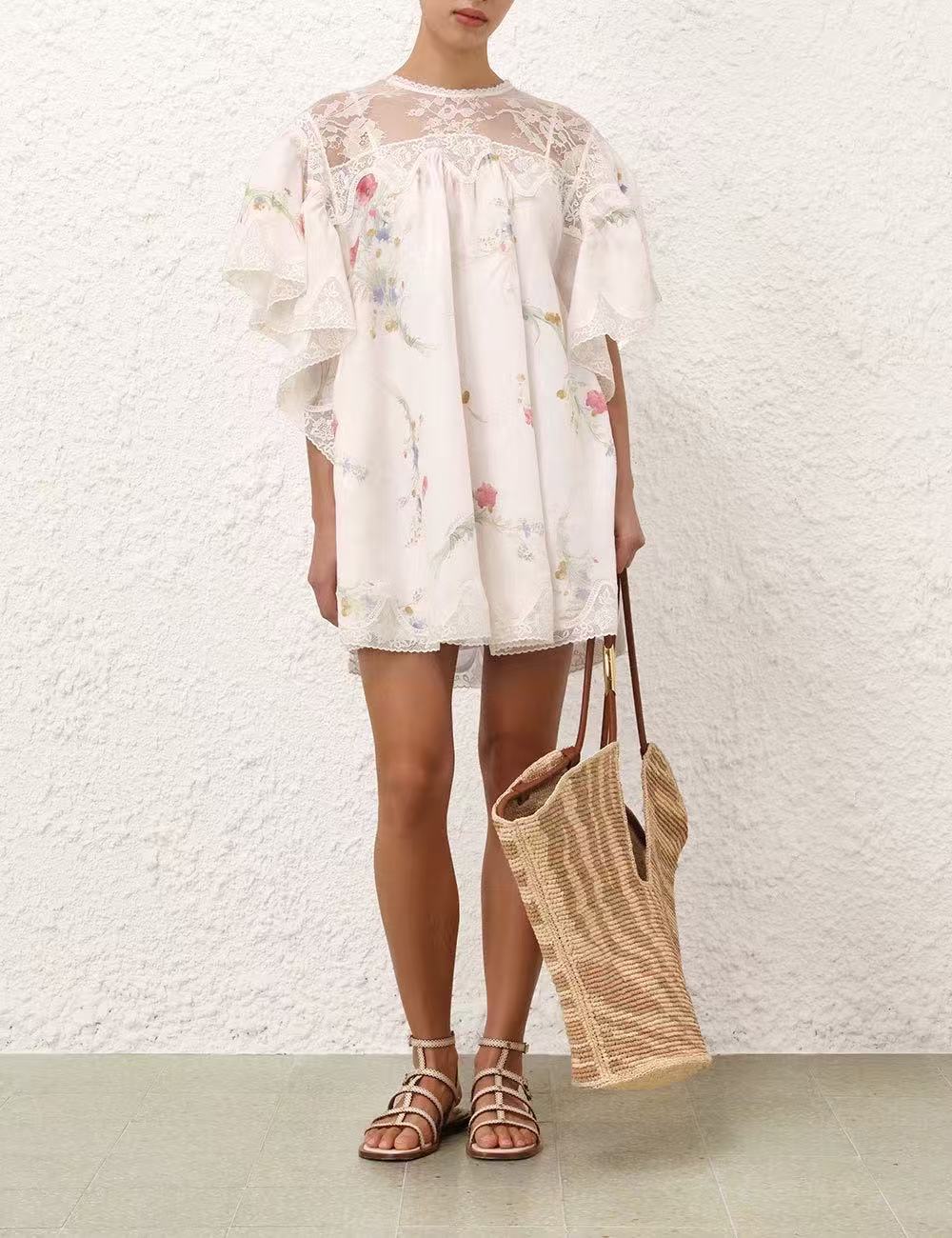 Mini-robe en lin fleuri Zimmermann avec détails en dentelle et jupon