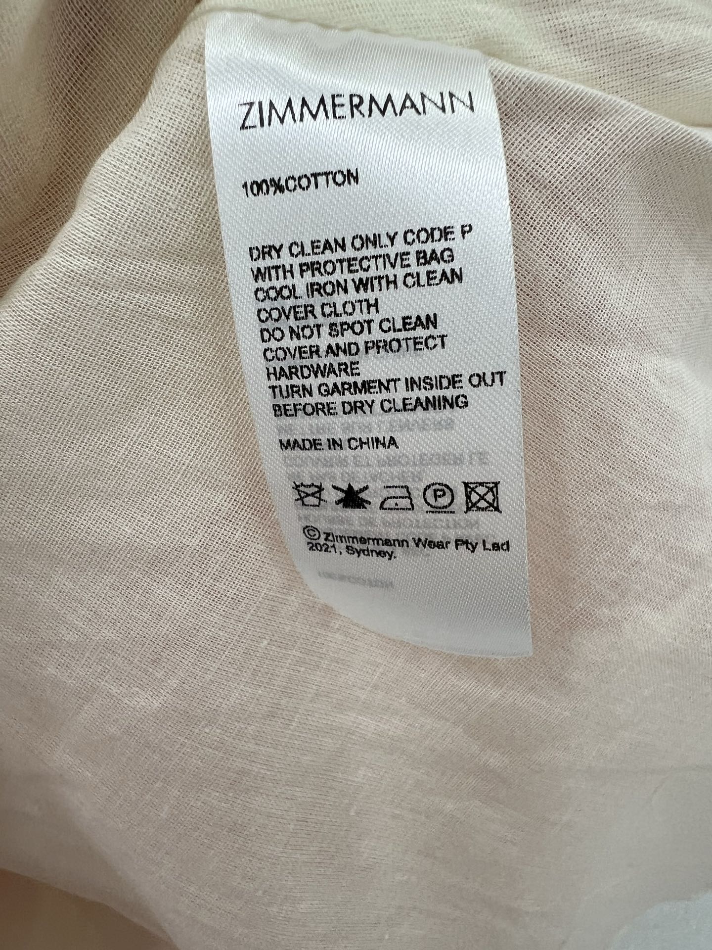 Robe courte à manches bouffantes et ceinture fleurie Zimmermann 2025