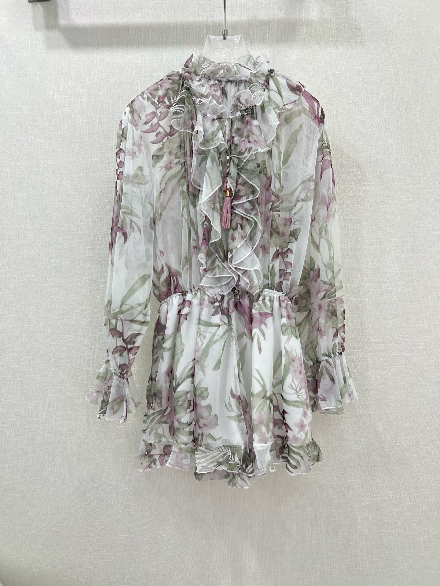 Robe courte fleurie à volants et col noué Zimmermann avec manches lanternes