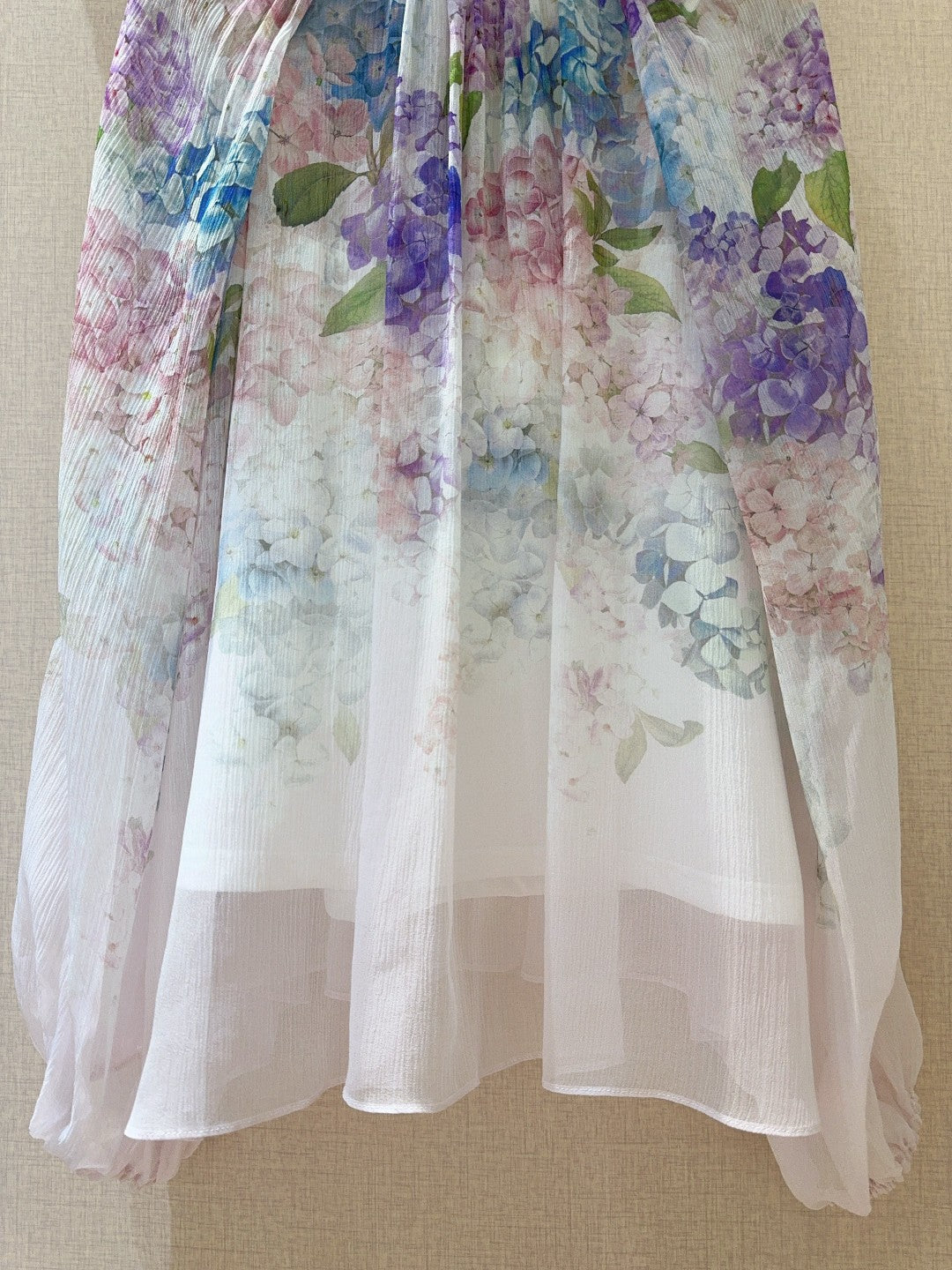 Chemisier à manches lanternes et col noué à volants, imprimé hortensias Zimmermann