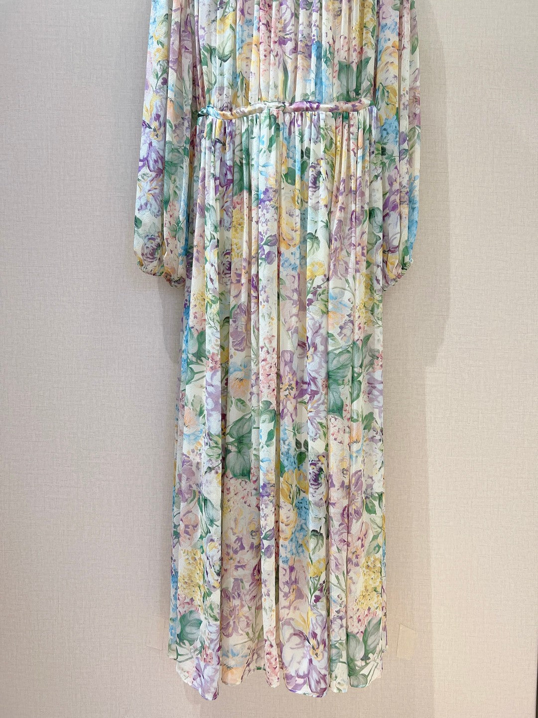 Robe longue en soie taille empire Zimmermann à imprimé floral pêche