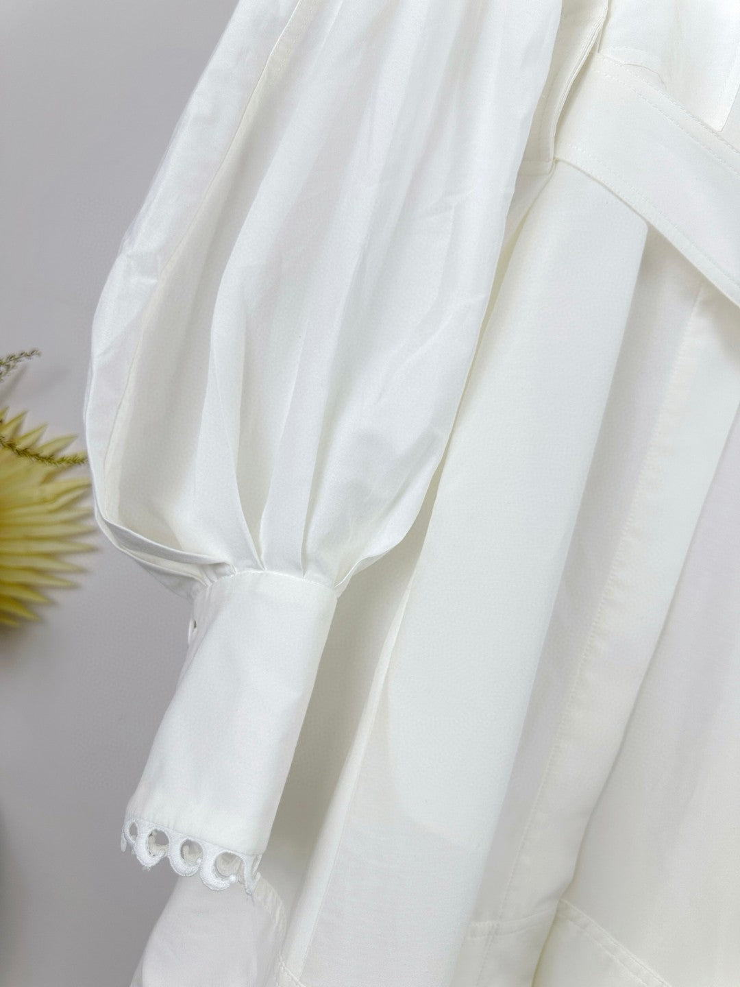 Robe midi Illuminate d'inspiration utilitaire avec bordure en dentelle de Zimmermann