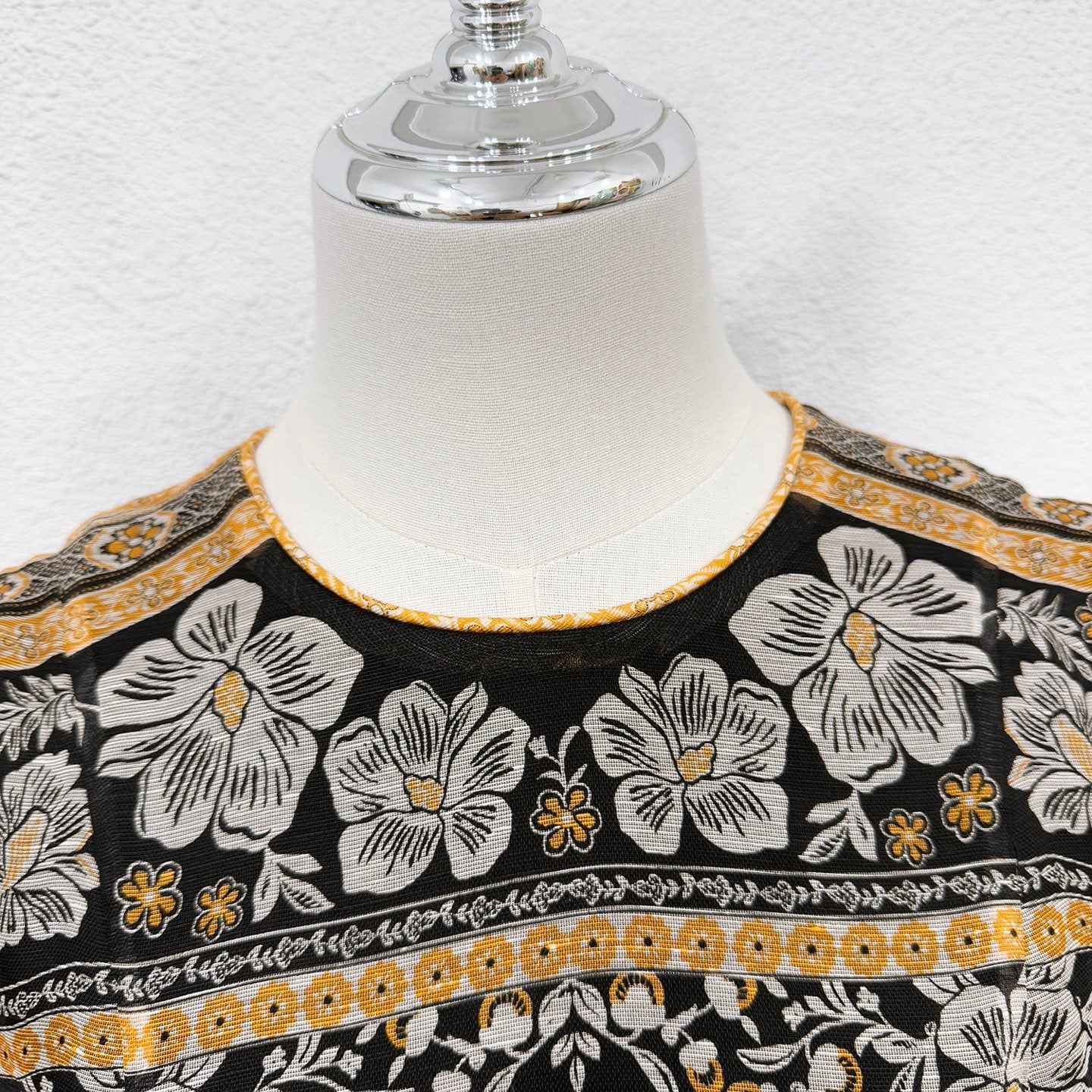 Mini-robe vintage fleurie en lin et soie Zimmermann