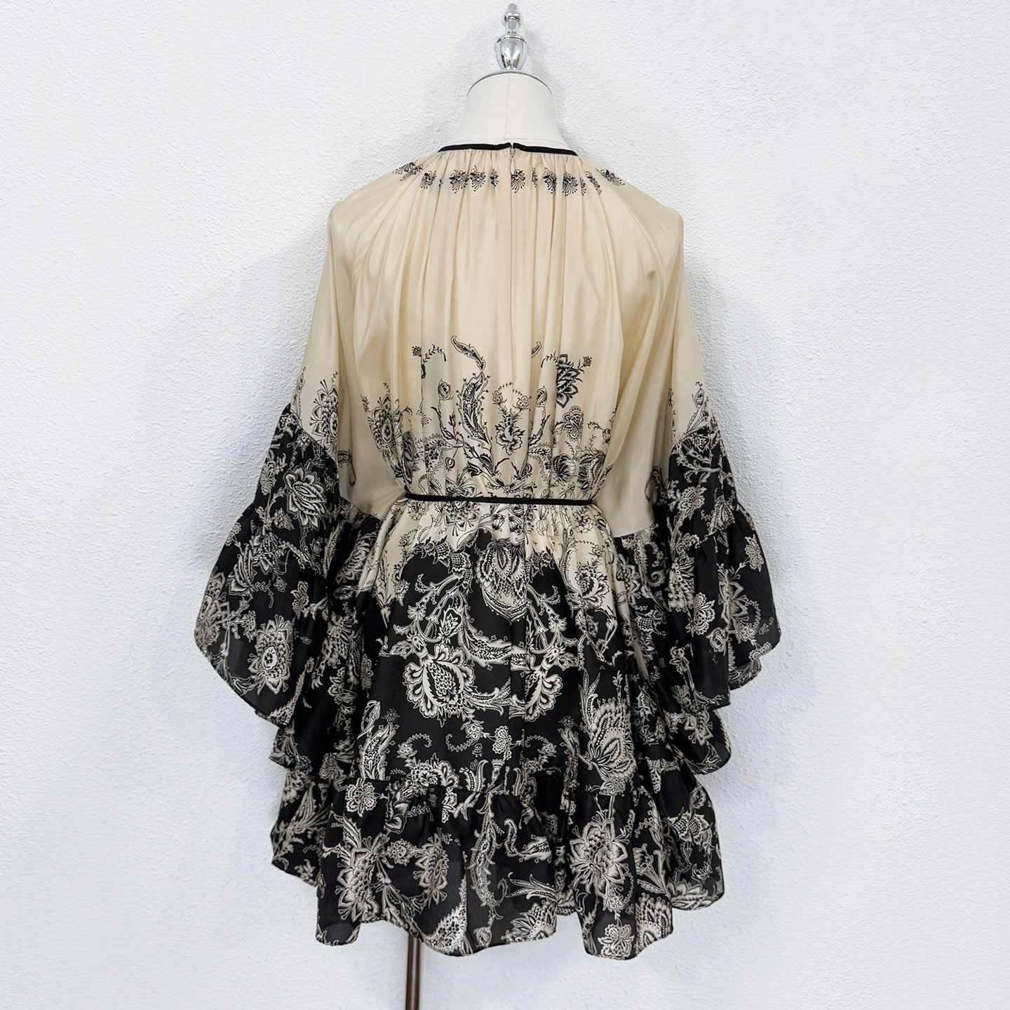 Mini-robe vintage fleurie en lin et soie Zimmermann
