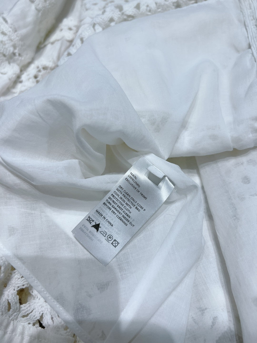 Mini-robe en lin ivoire Zimmermann avec bordure au crochet
