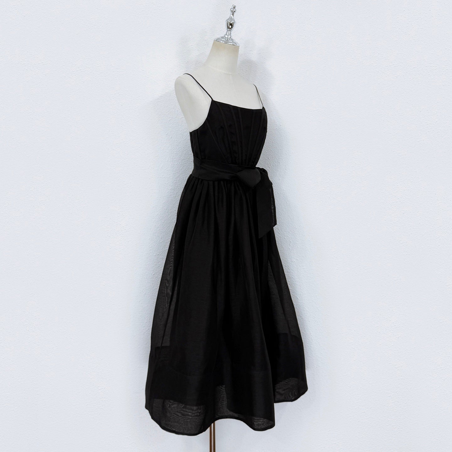 Robe midi noire en lin et soie Zimmermann avec ceinture à nouer