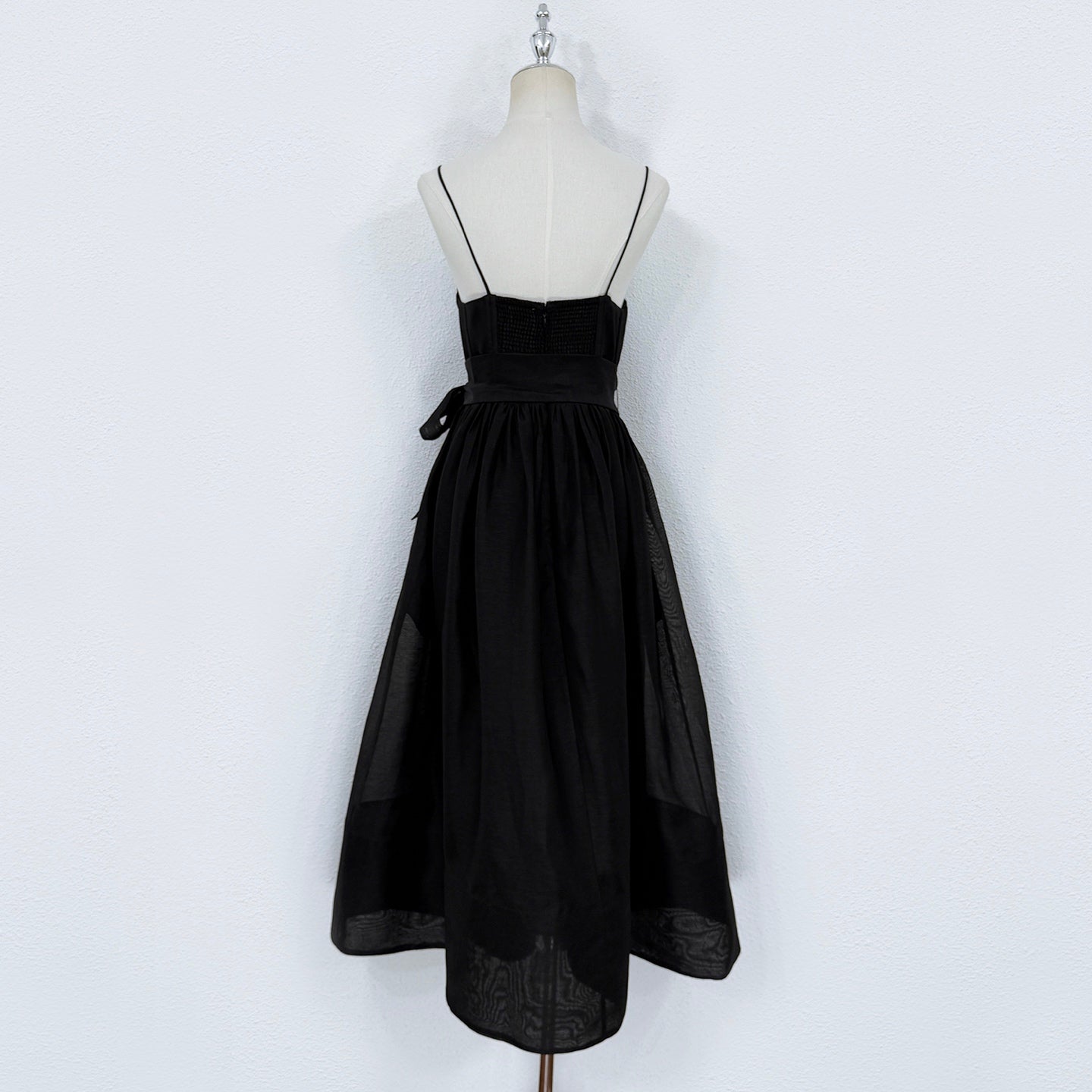 Robe midi noire en lin et soie Zimmermann avec ceinture à nouer