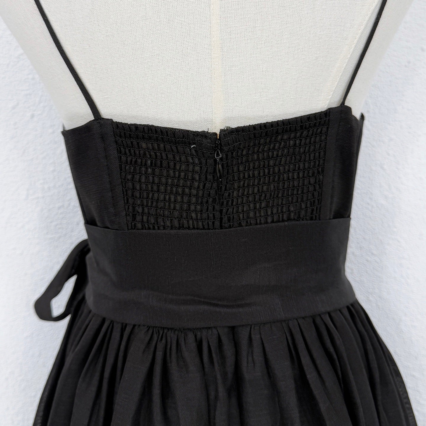 Robe midi noire en lin et soie Zimmermann avec ceinture à nouer