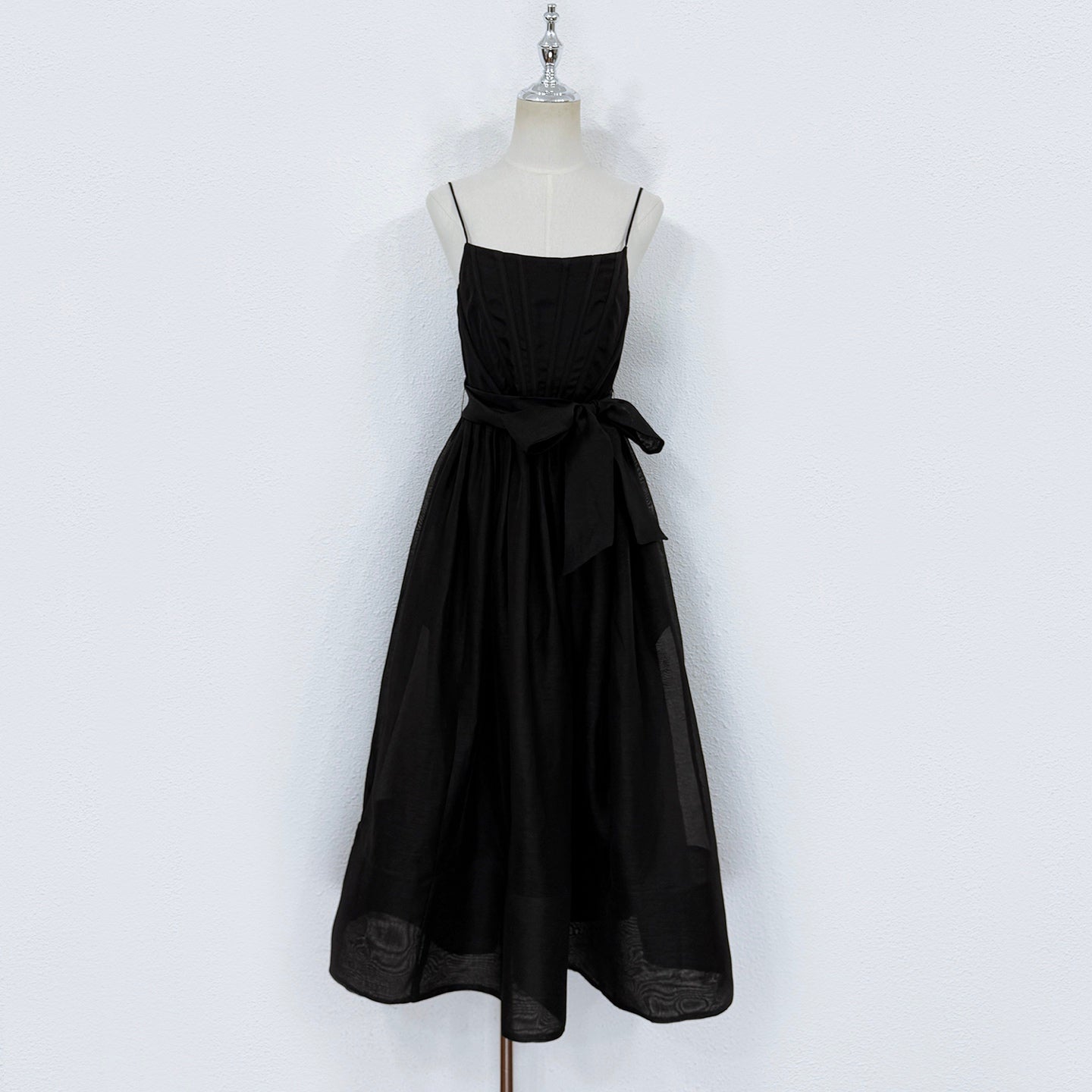 Robe midi noire en lin et soie Zimmermann avec ceinture à nouer