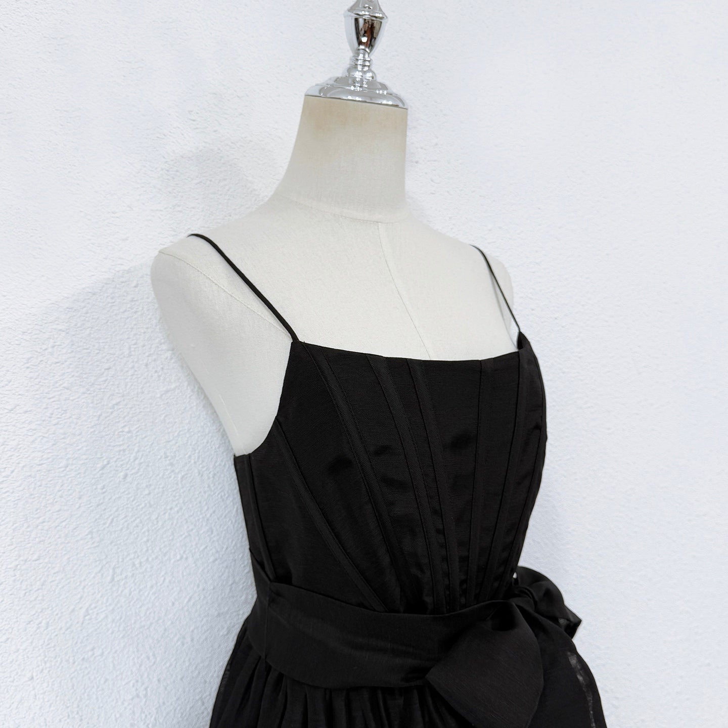 Robe midi noire en lin et soie Zimmermann avec ceinture à nouer