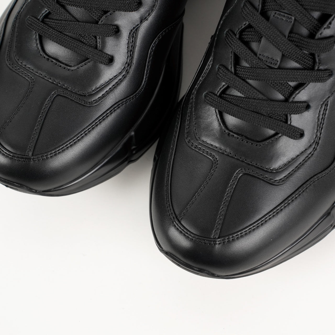 Gucci Rhyton Sneaker 'Black Ivory'