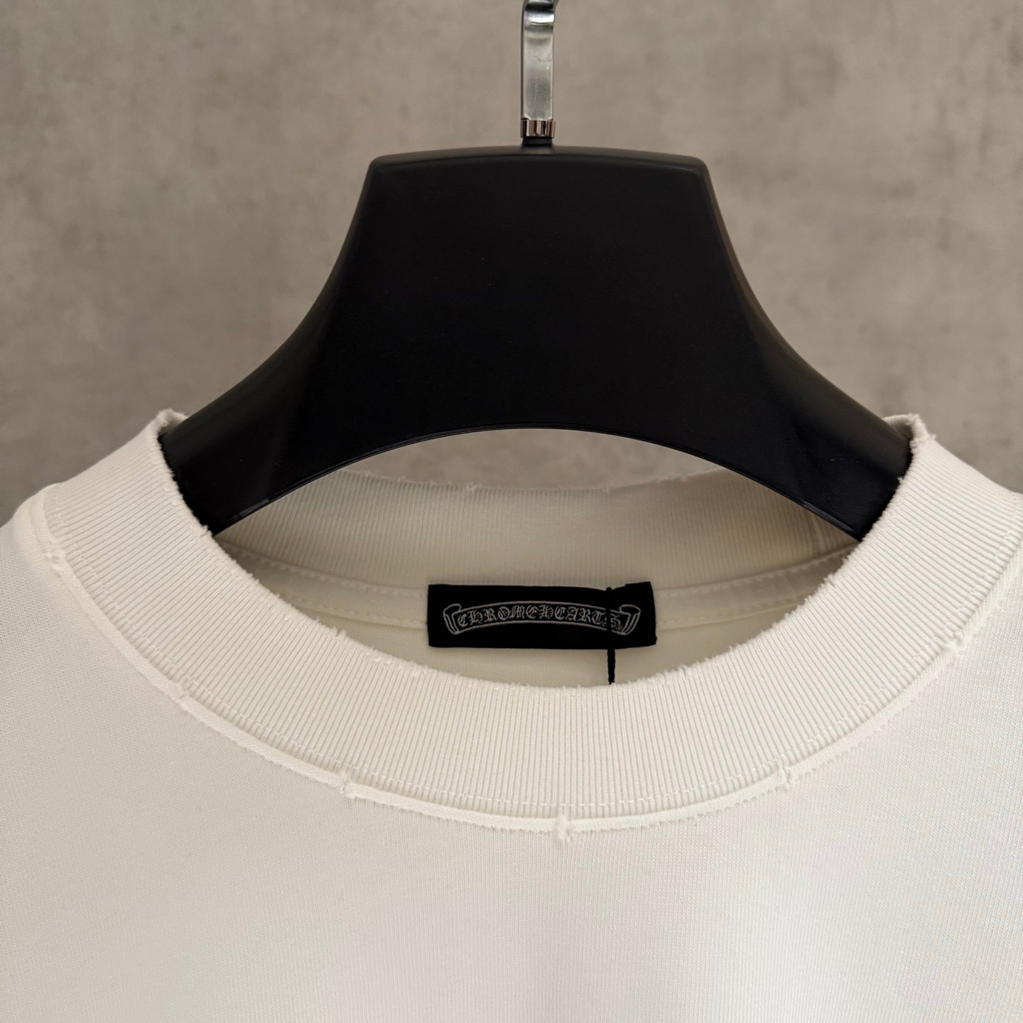 Chrome Hearts Long Sleeve T-Shirt White – Gothic Logo & Cross Print