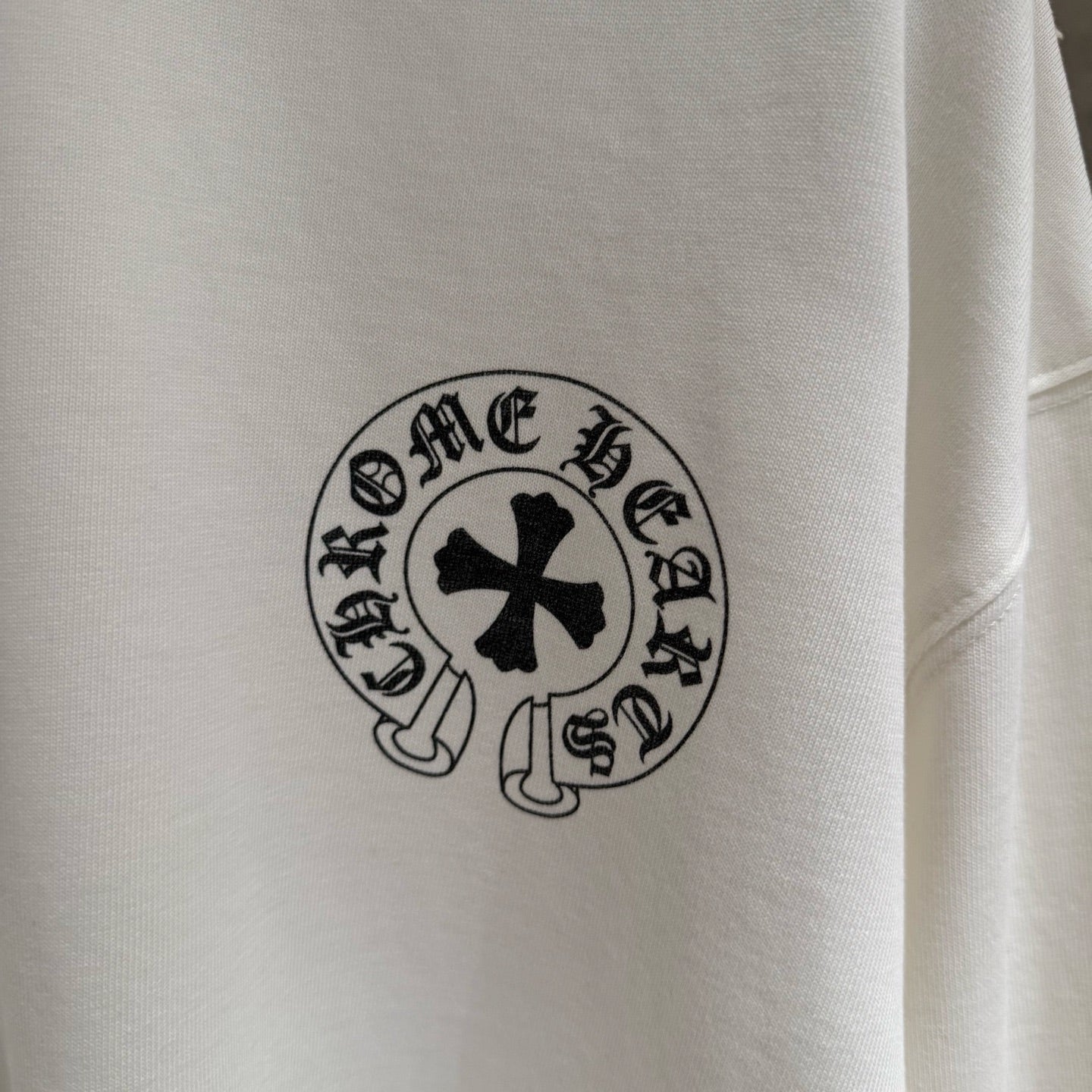 Chrome Hearts Long Sleeve T-Shirt White – Gothic Logo & Cross Print