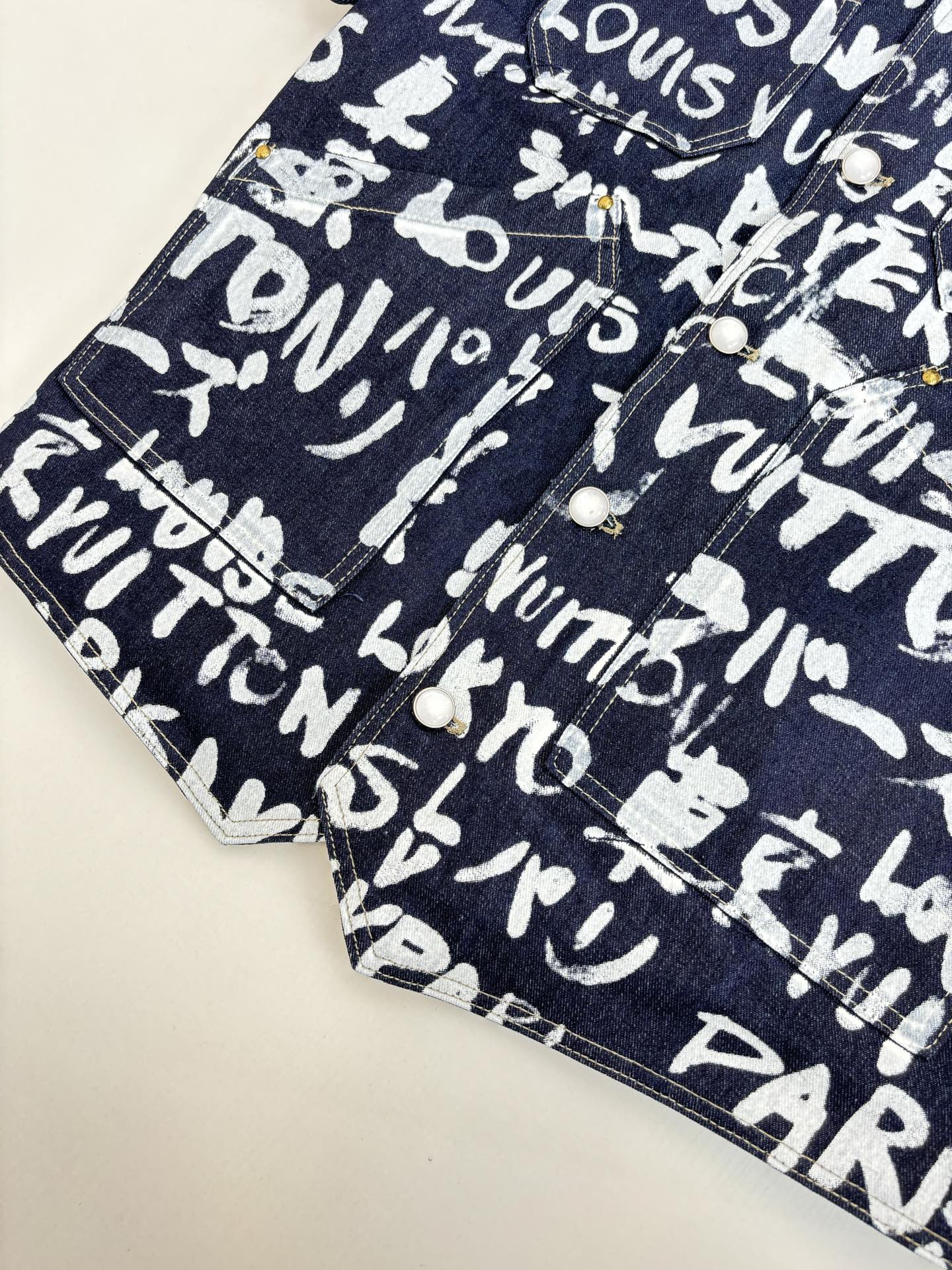 Louis Vuitton FW25 Nigo Collaboration Graffiti Denim Jacket and Jeans - Unisex