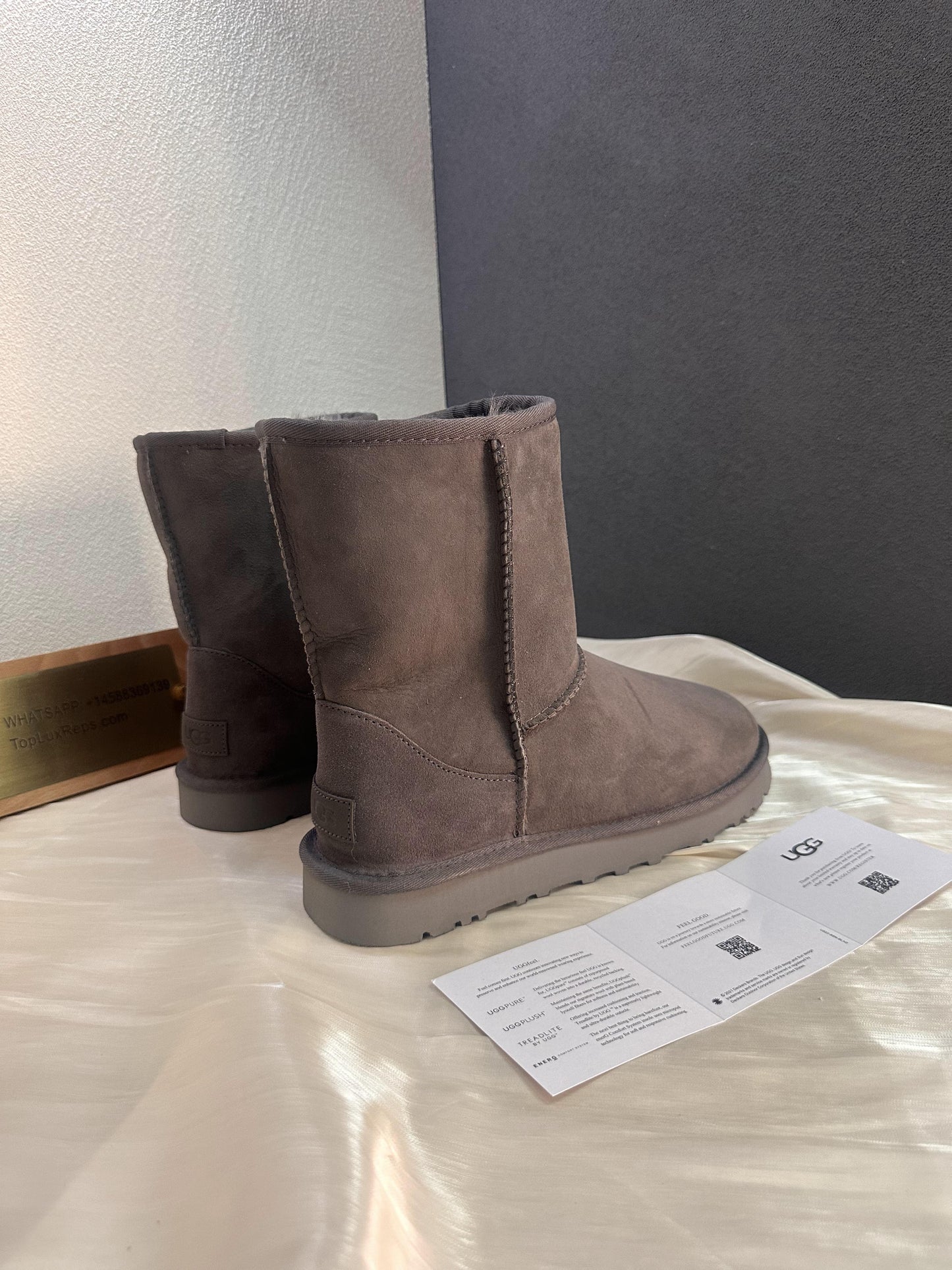 UGG classic II boot grey suede shearling lined