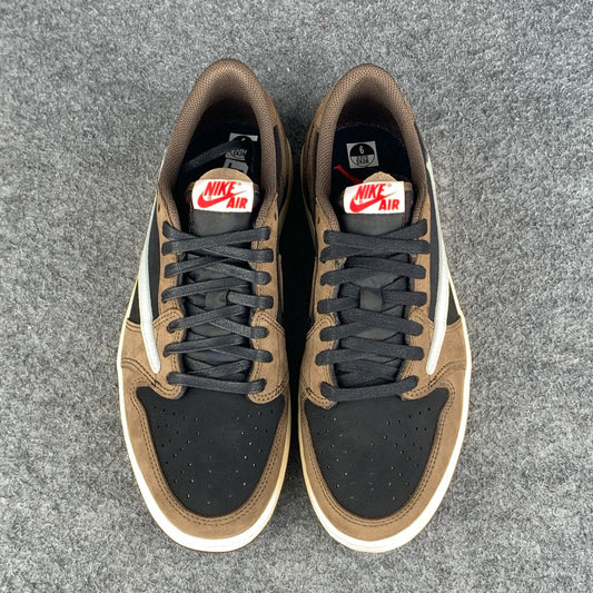 Travis Scott x Air Jordan 1 Low 'Mocha'