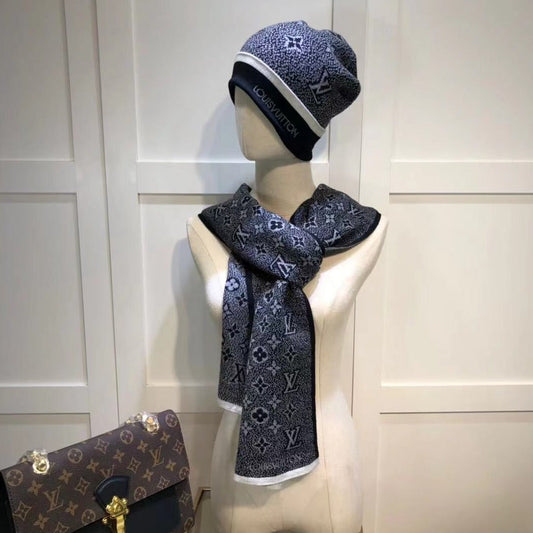 Set cappello e sciarpa con monogramma LV