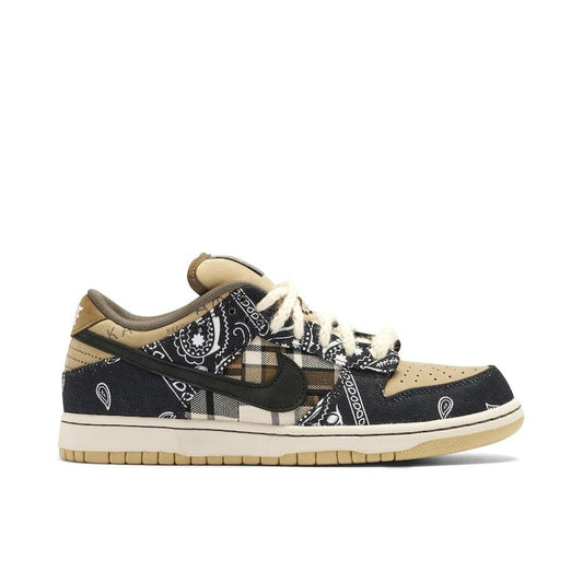 NIKE SB DUNK LOW x TRAVIS SCOTT