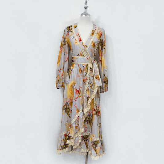 Robe portefeuille fleurie en coton style Zimmermann avec bordure en dentelle – Robe longue à manches longues