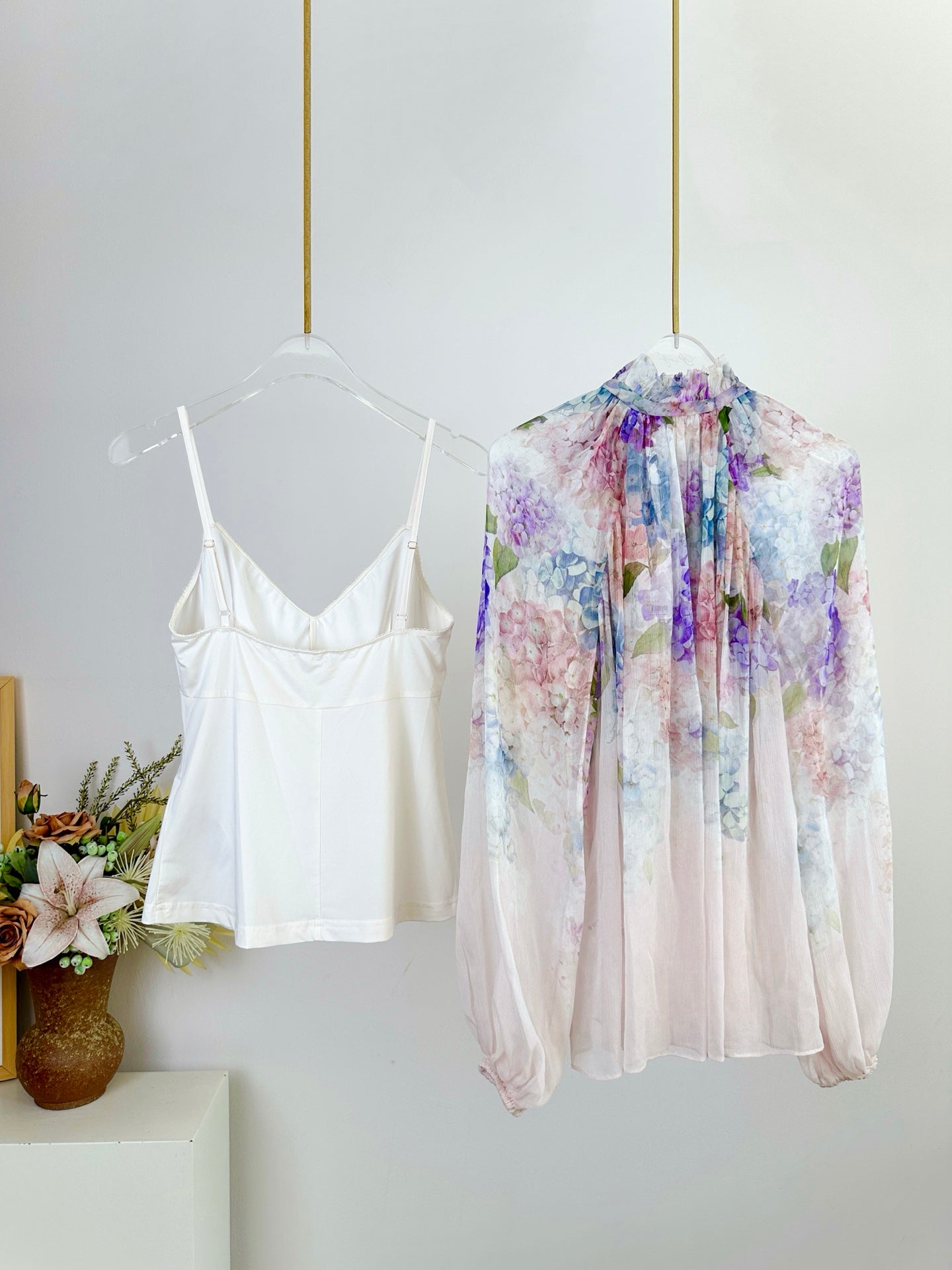 Chemisier fleuri à manches lanternes et jupon Zimmermann DAWNING – Collection Illumination