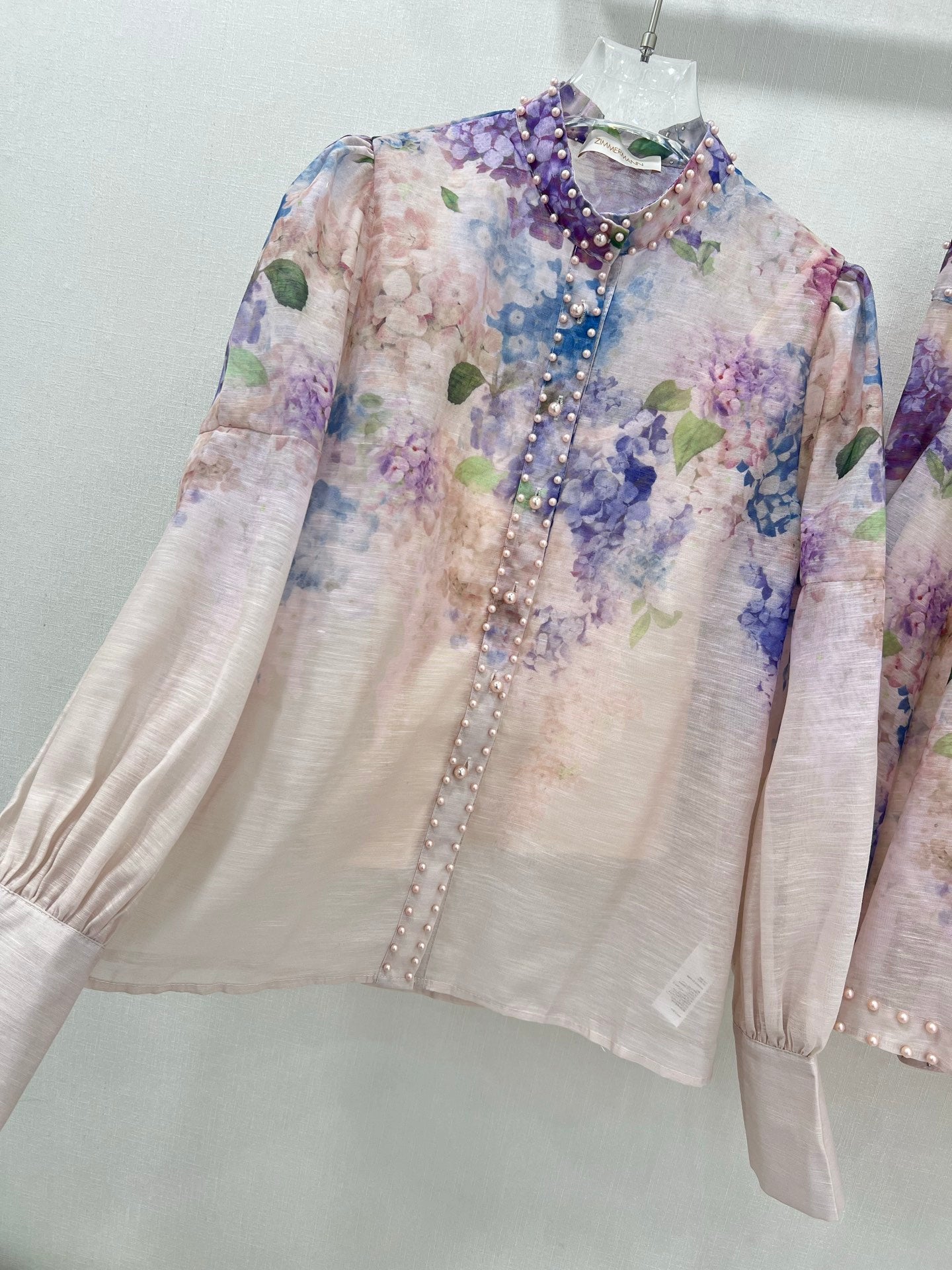 Ensemble chemisier fleuri orné de perles et jupe taille haute Zimmermann 2025