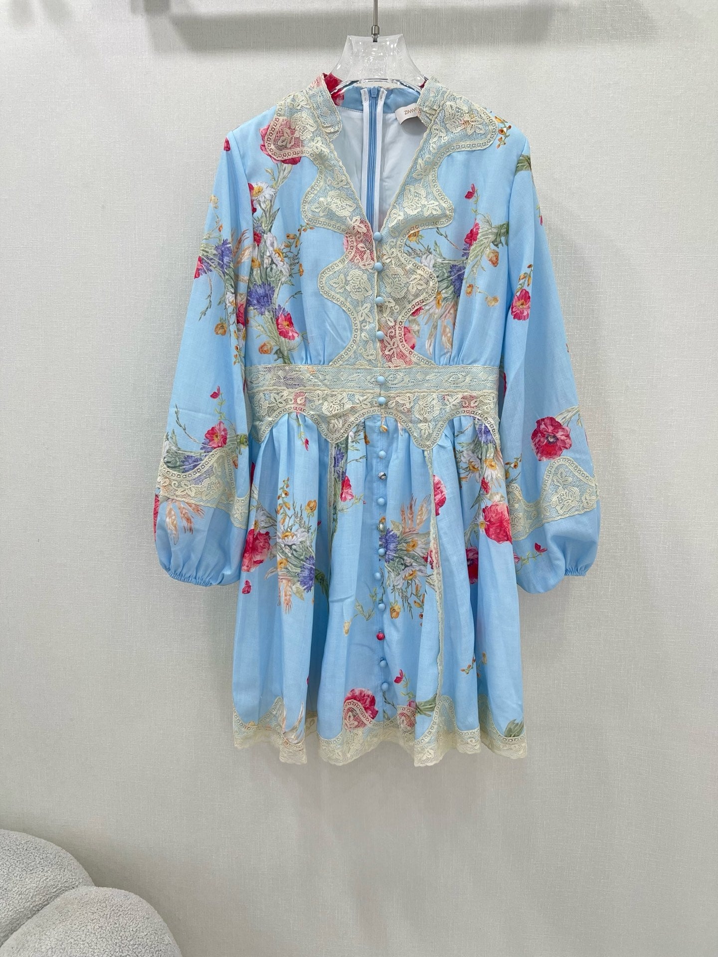 Robe Zimmermann 2025 à imprimé tulipes et manches lanternes, col en V