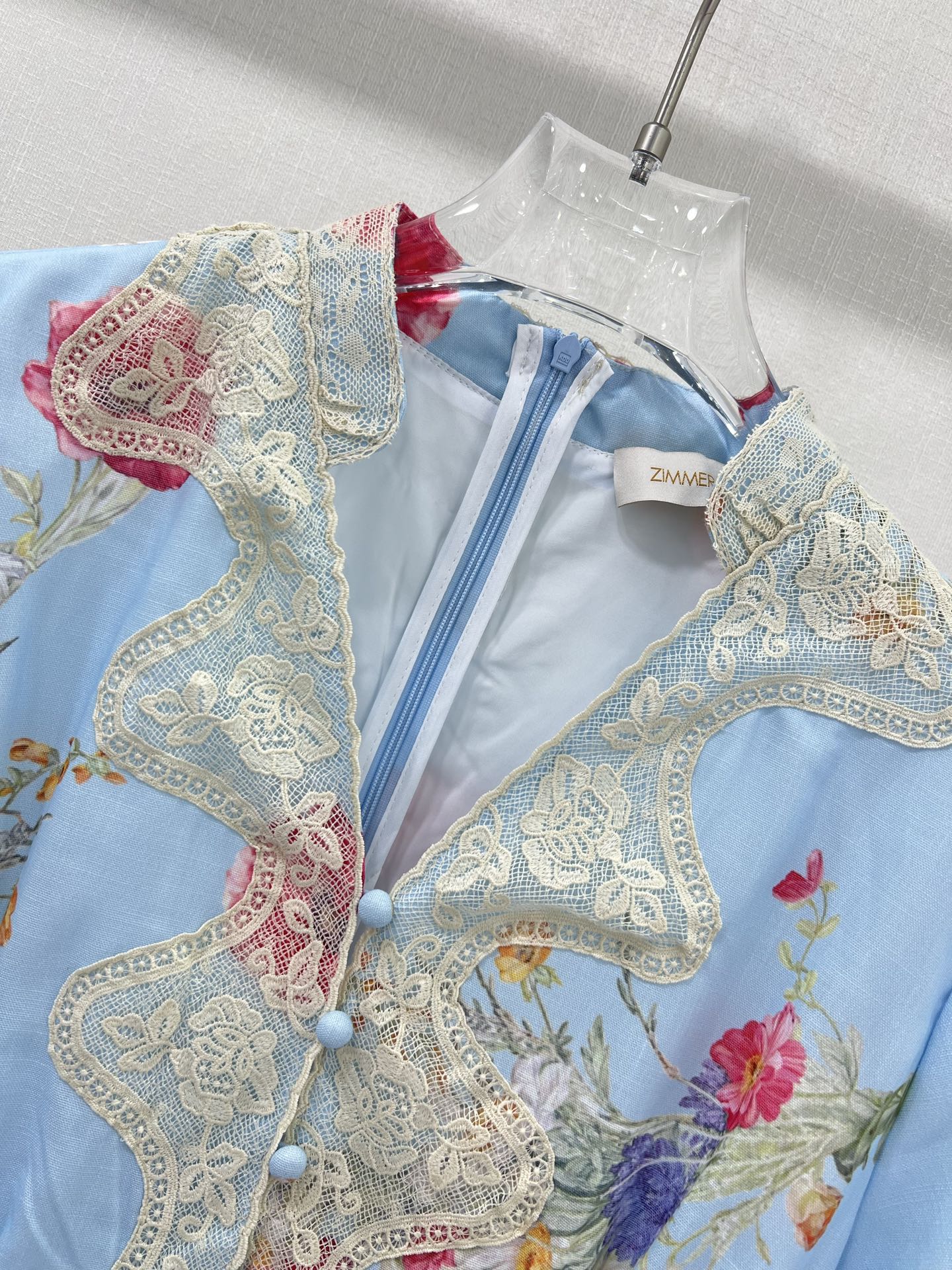 Robe Zimmermann 2025 à imprimé tulipes et manches lanternes, col en V