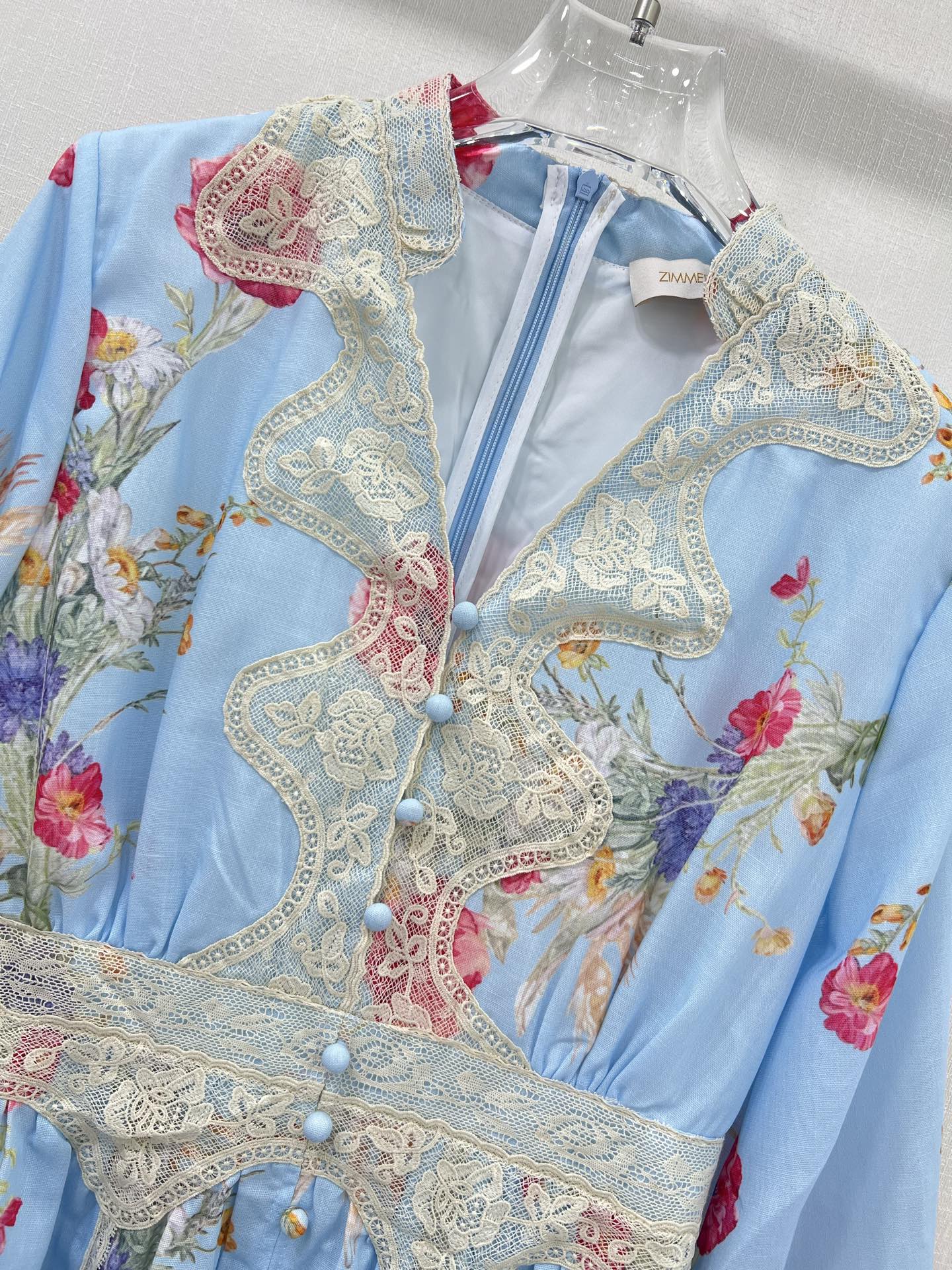 Robe Zimmermann 2025 à imprimé tulipes et manches lanternes, col en V