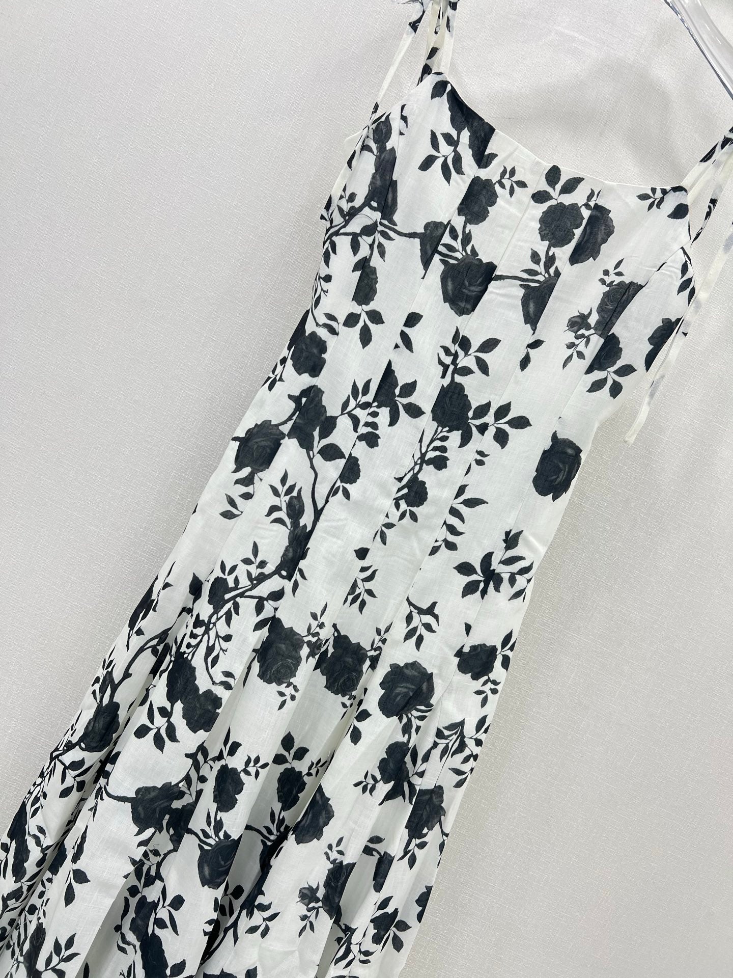 Abito midi in lino con stampa floreale bianco e nero Zimmermann 2025